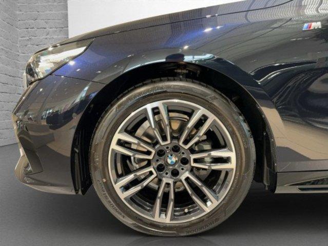 BMW 520d xDrive Touring-image-15