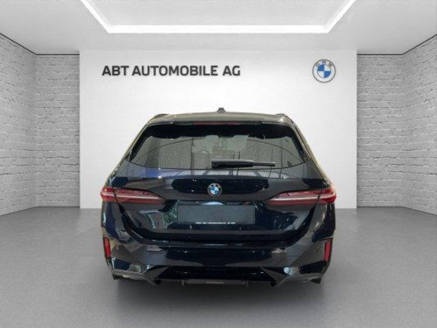 BMW 520d xDrive Touring-image-14
