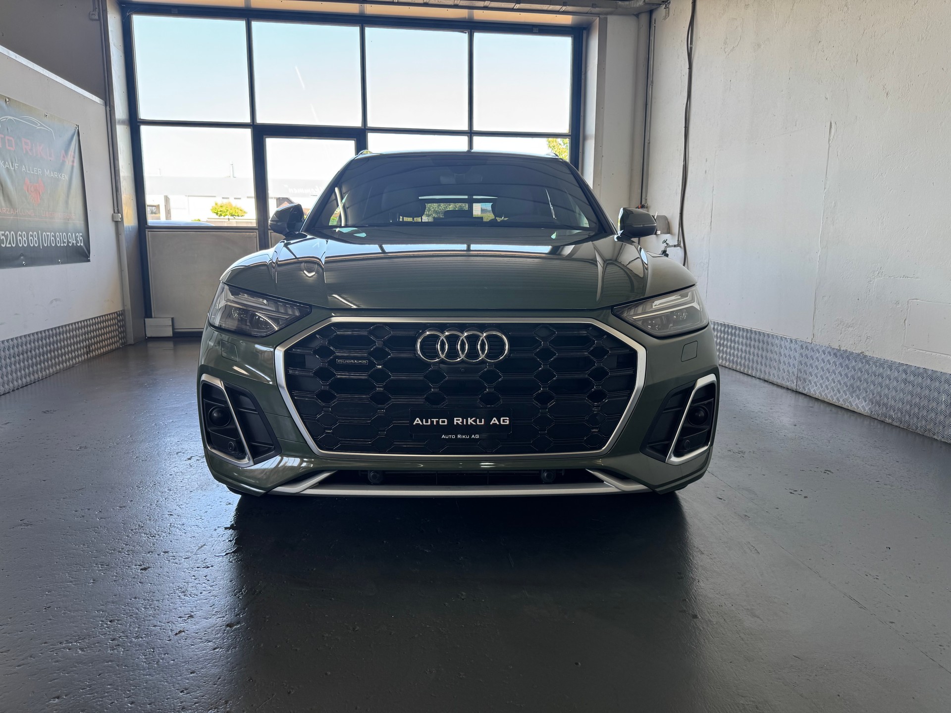 AUDI Q5 45 TFSI S-line quattro S-tronic-image-4