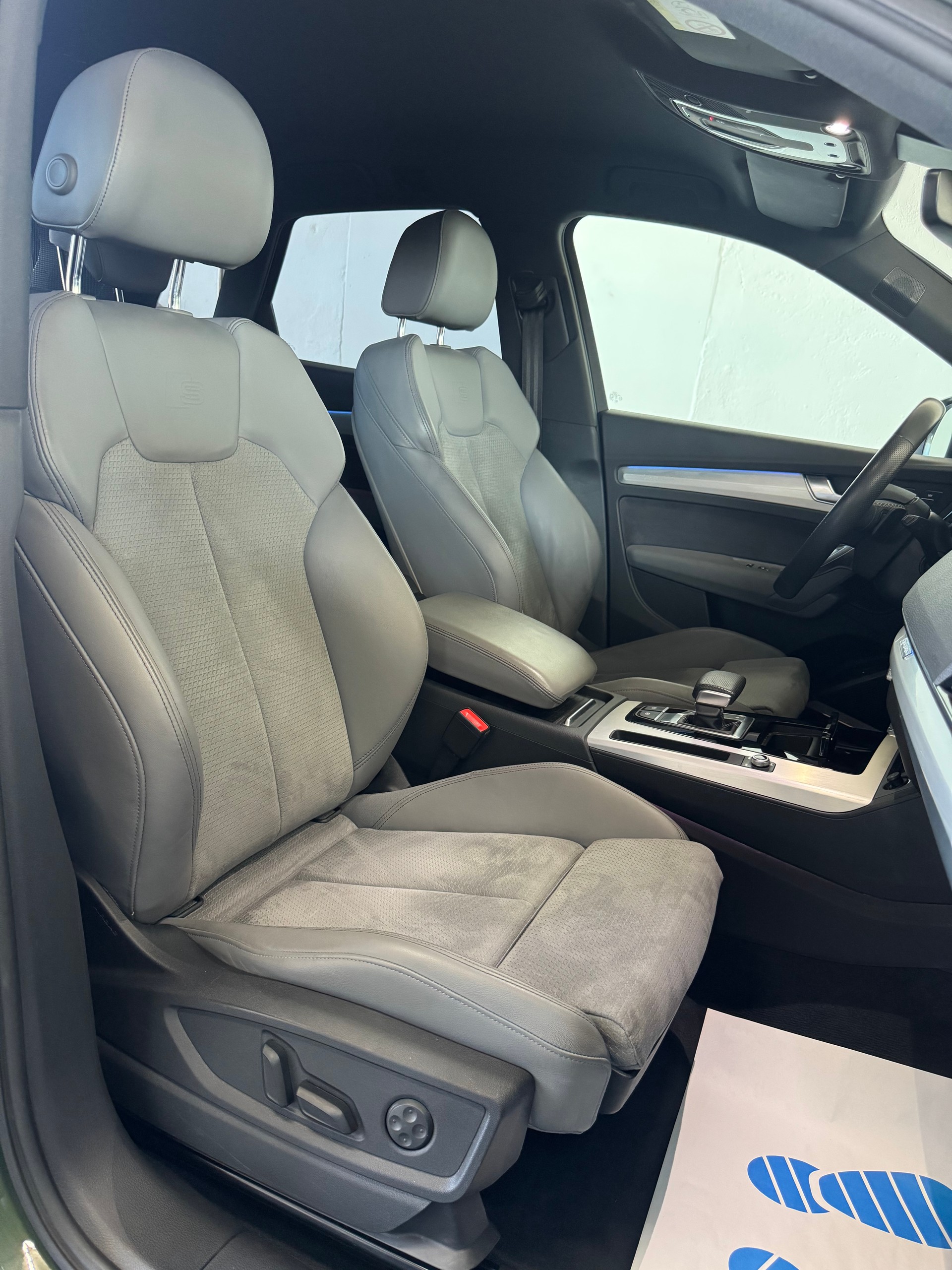 AUDI Q5 45 TFSI S-line quattro S-tronic-image-21