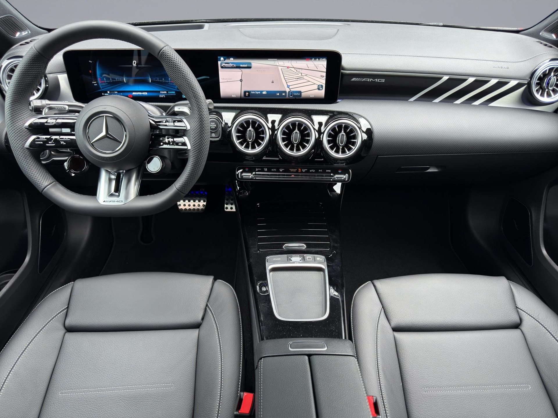 MERCEDES-BENZ A 35 AMG 4matic-image-13