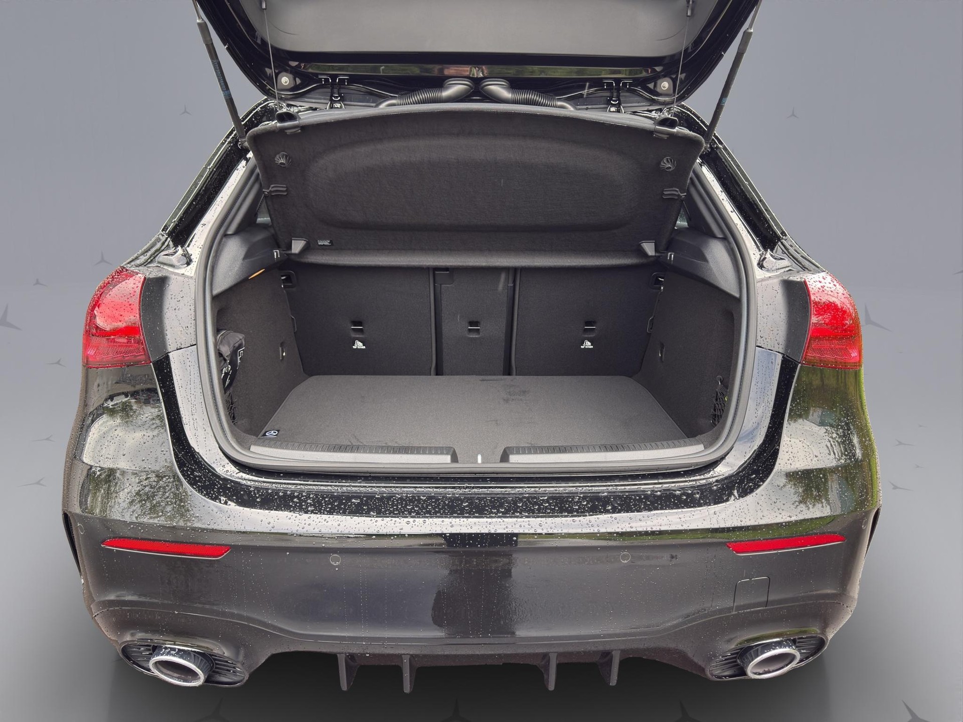 MERCEDES-BENZ A 35 AMG 4matic-image-18