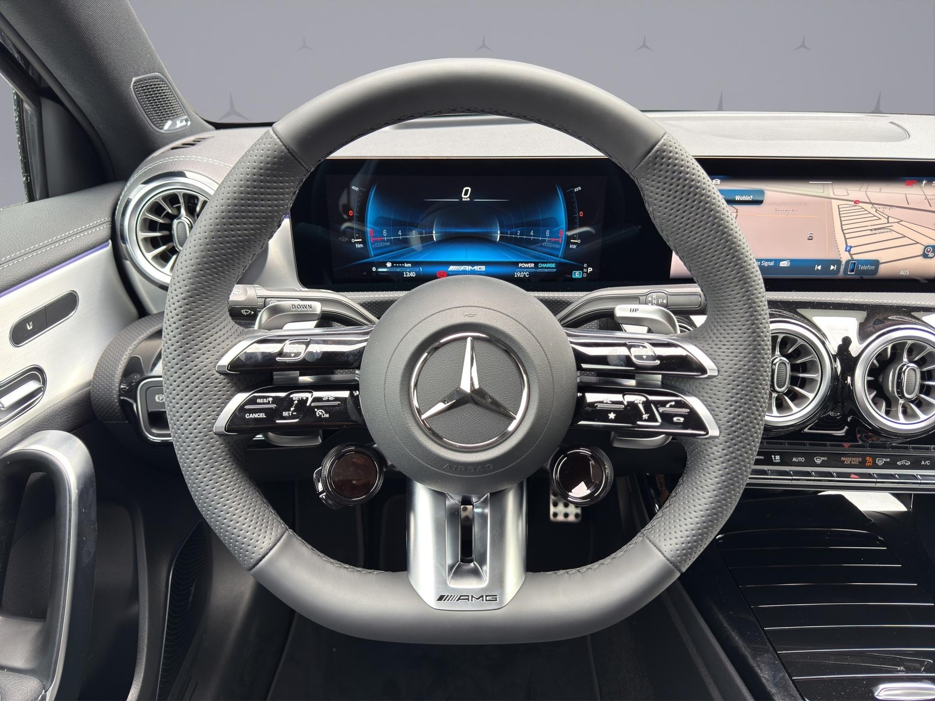 MERCEDES-BENZ A 35 AMG 4matic-image-11