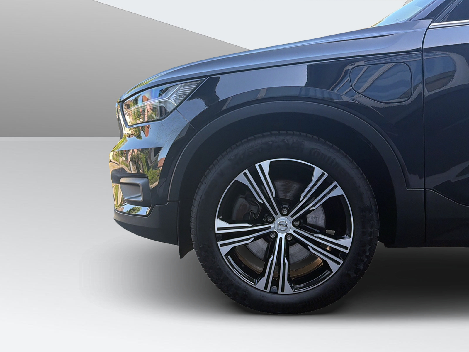 VOLVO XC40 1.5 T5 PiH Inscription-image-8