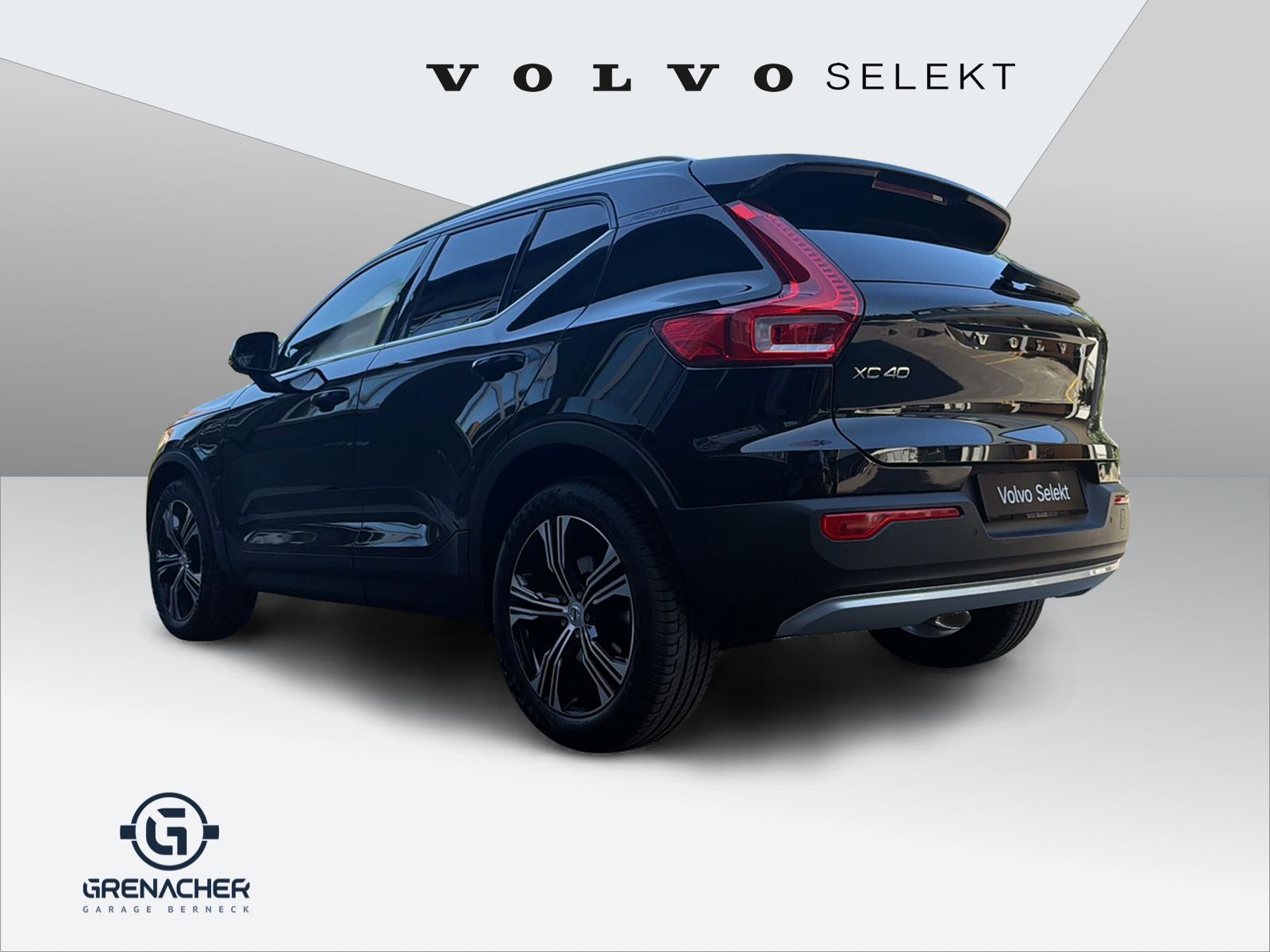 VOLVO XC40 1.5 T5 PiH Inscription-image-5