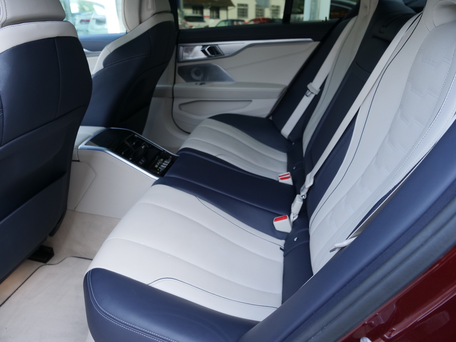 BMW 840d xDrive Steptronic-image-19