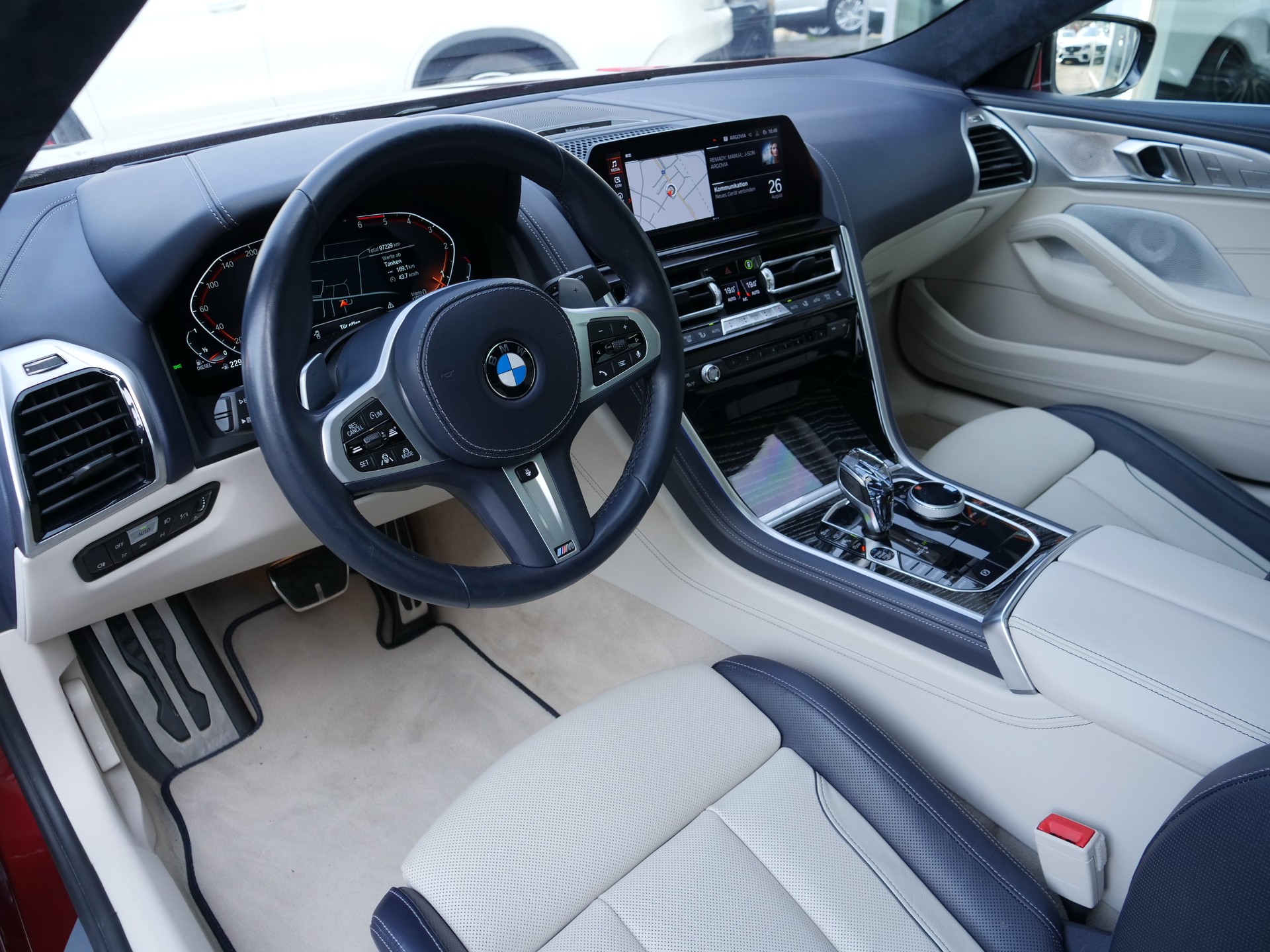 BMW 840d xDrive Steptronic-image-6