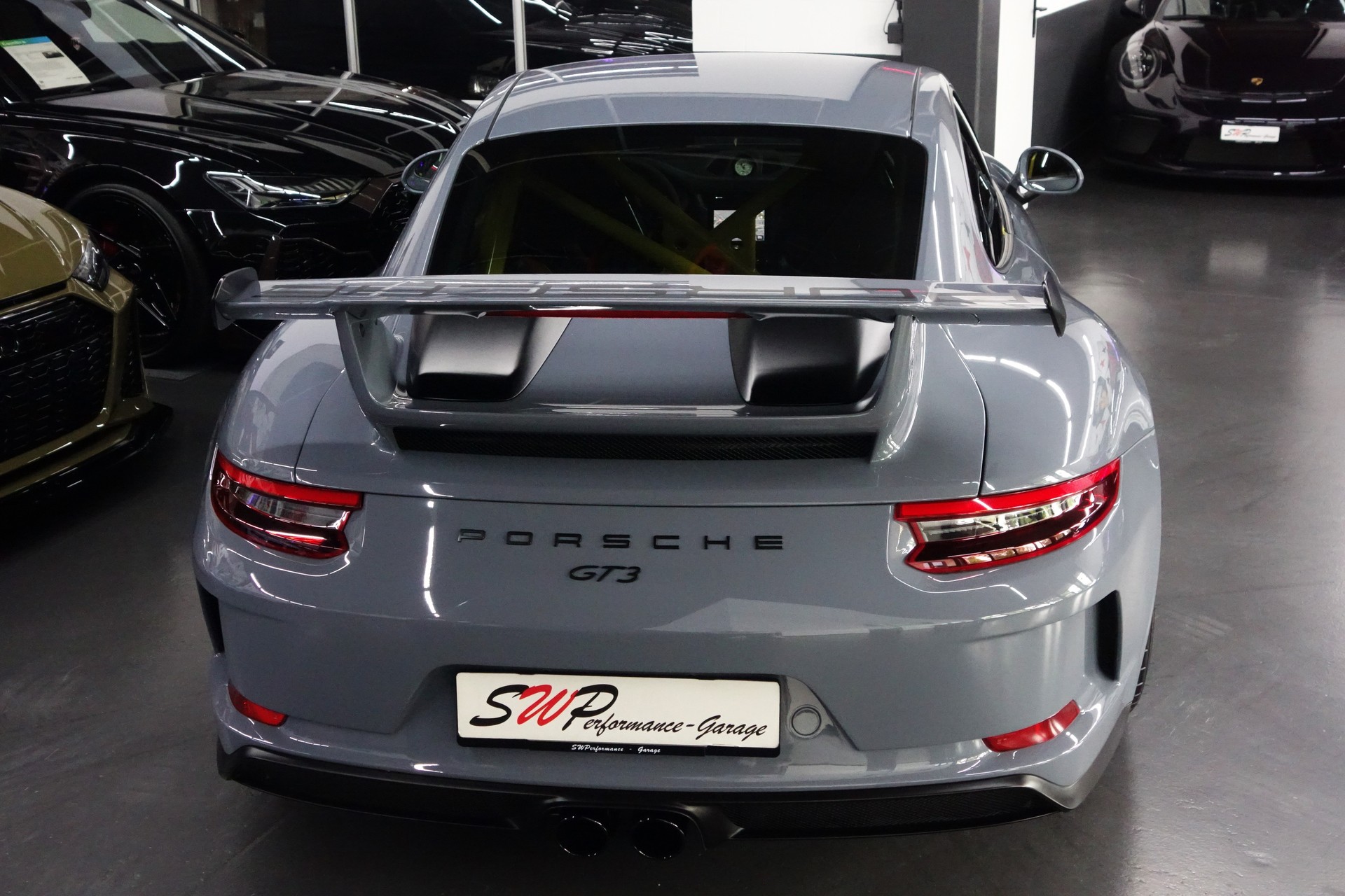 PORSCHE 911 GT3 PDK 991.2 ARCTIC GREY LIFTSYSTEM CLUBSPORT-image-17