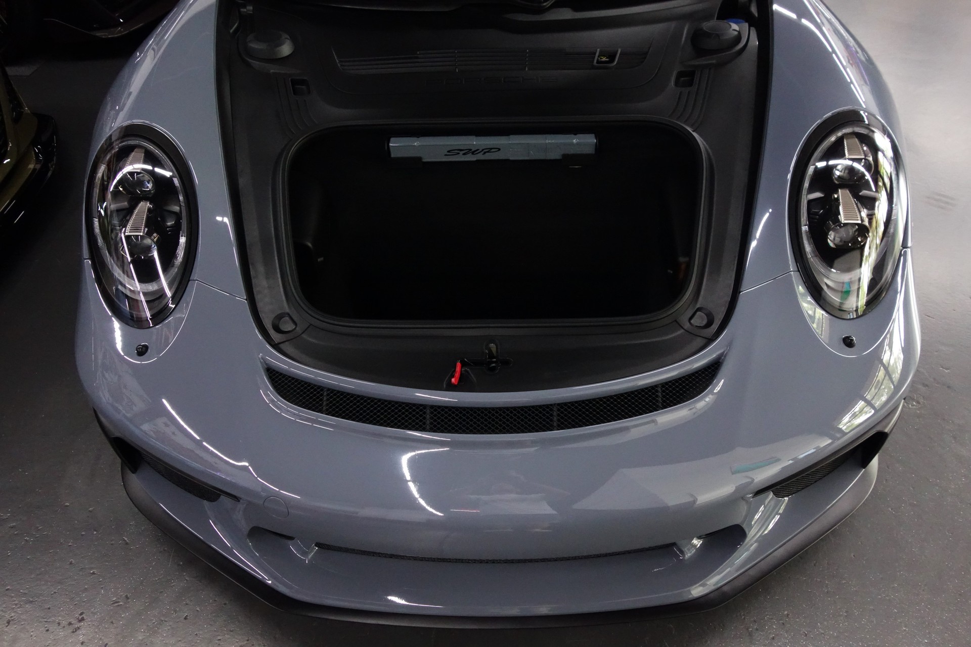 PORSCHE 911 GT3 PDK 991.2 ARCTIC GREY LIFTSYSTEM CLUBSPORT-image-3