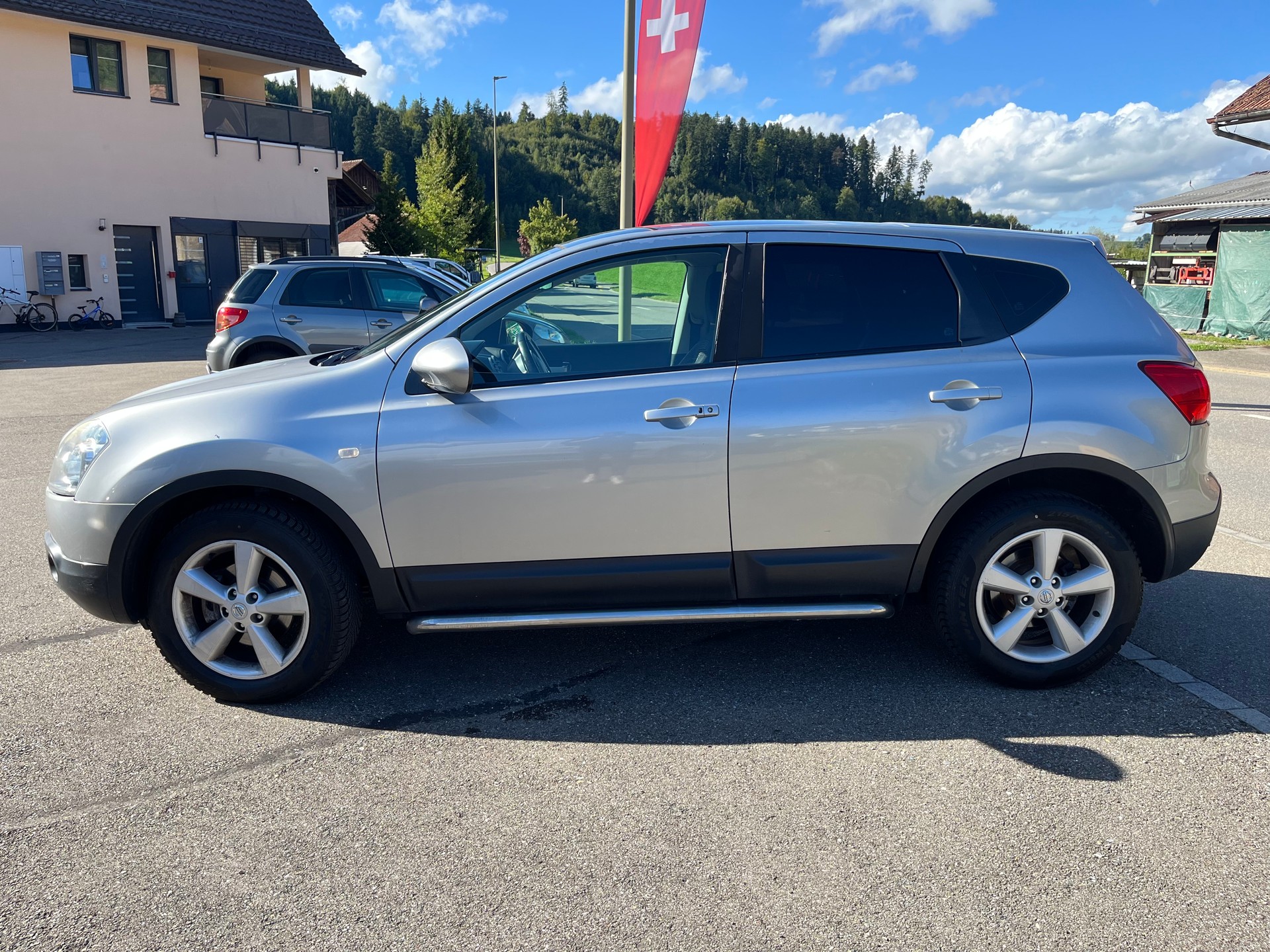 NISSAN Qashqai 2.0 dCi 4WD tekna Automatic-image-1