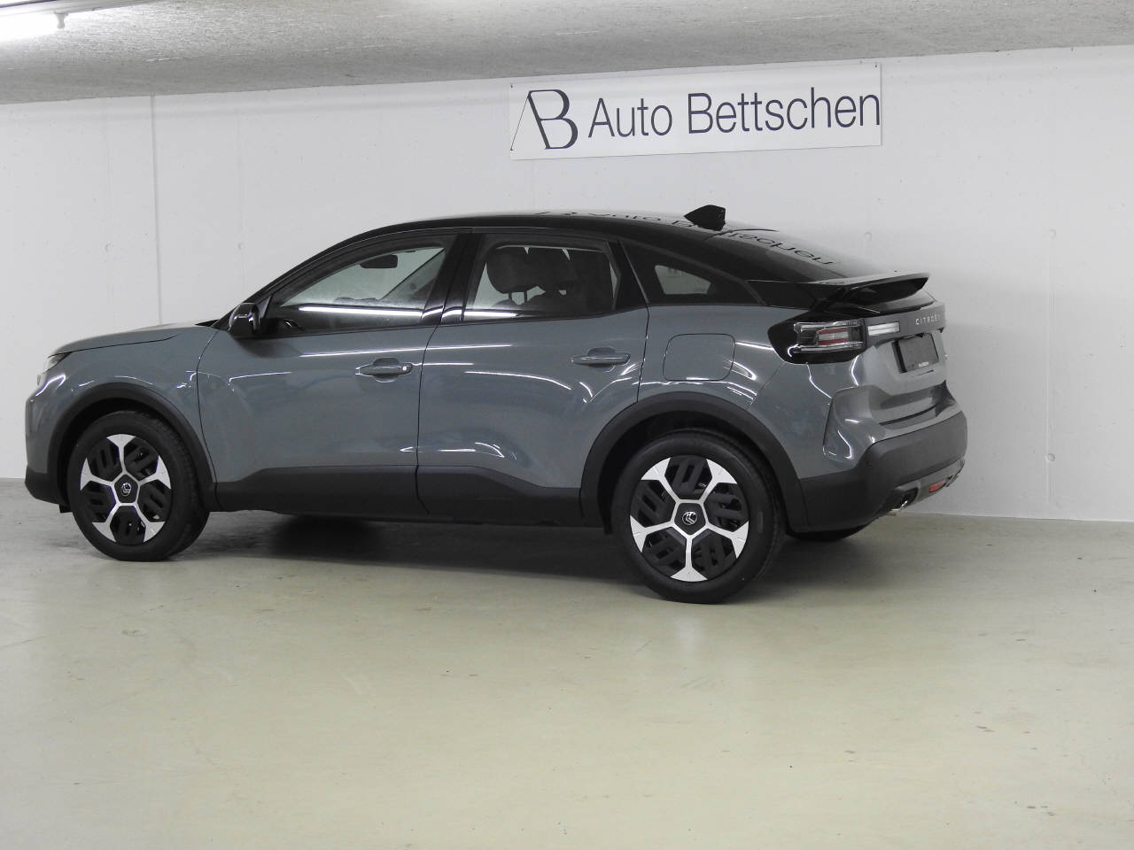 CITROEN C4 1.2 Hybrid Plus-image-11