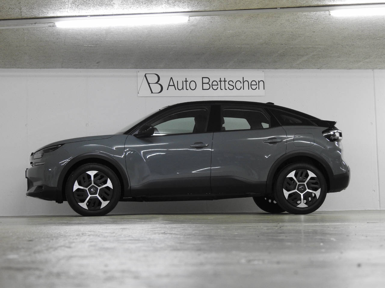 CITROEN C4 1.2 Hybrid Plus-image-9