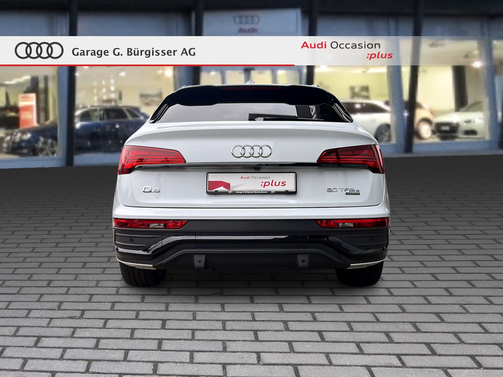AUDI Q5 Sportback 50 TFSI e PHEV Black Edition quattro S-tronic Gletscherweiss Metallic-image-4