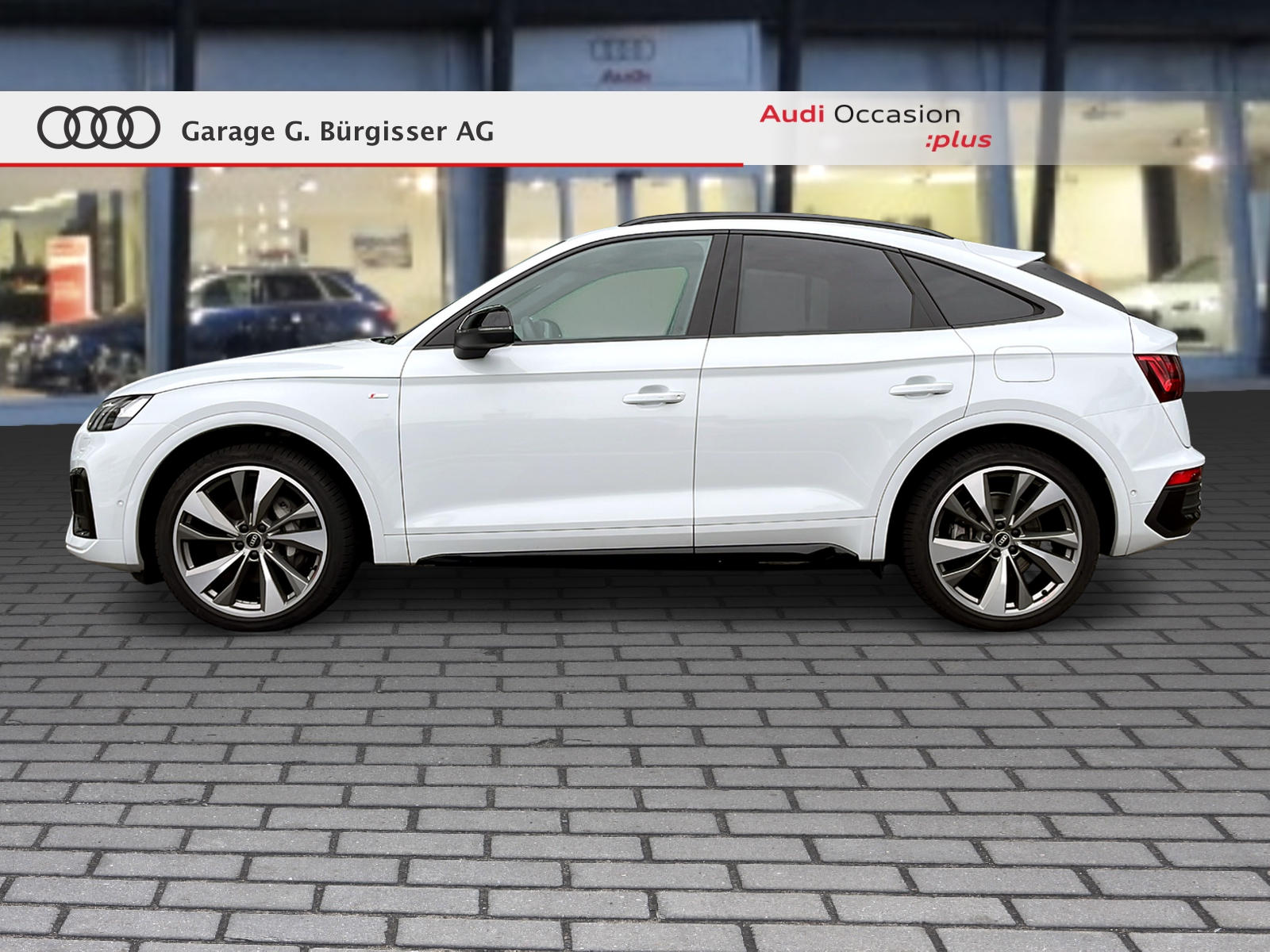 AUDI Q5 Sportback 50 TFSI e PHEV Black Edition quattro S-tronic Gletscherweiss Metallic-image-2