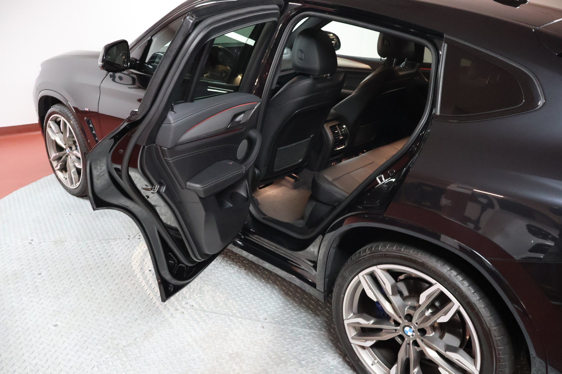 BMW X4 M40i Steptronic-image-17