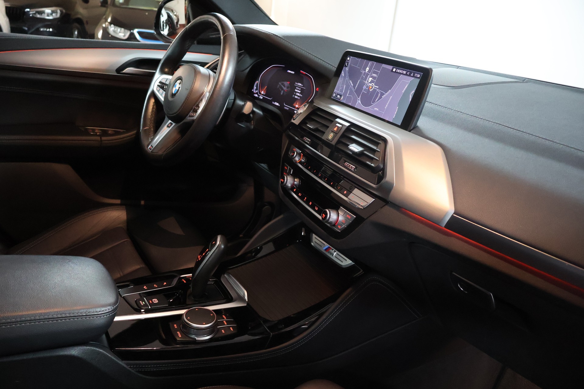 BMW X4 M40i Steptronic-image-11