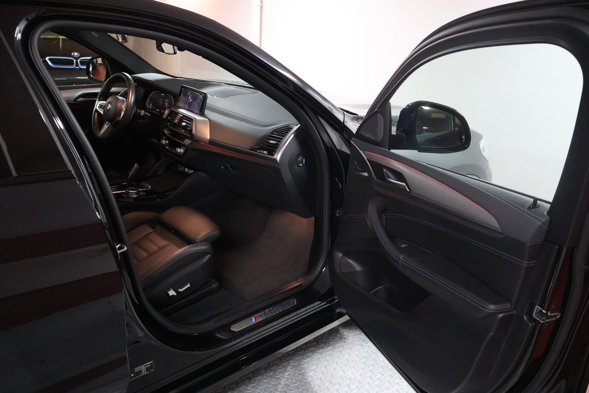 BMW X4 M40i Steptronic-image-15