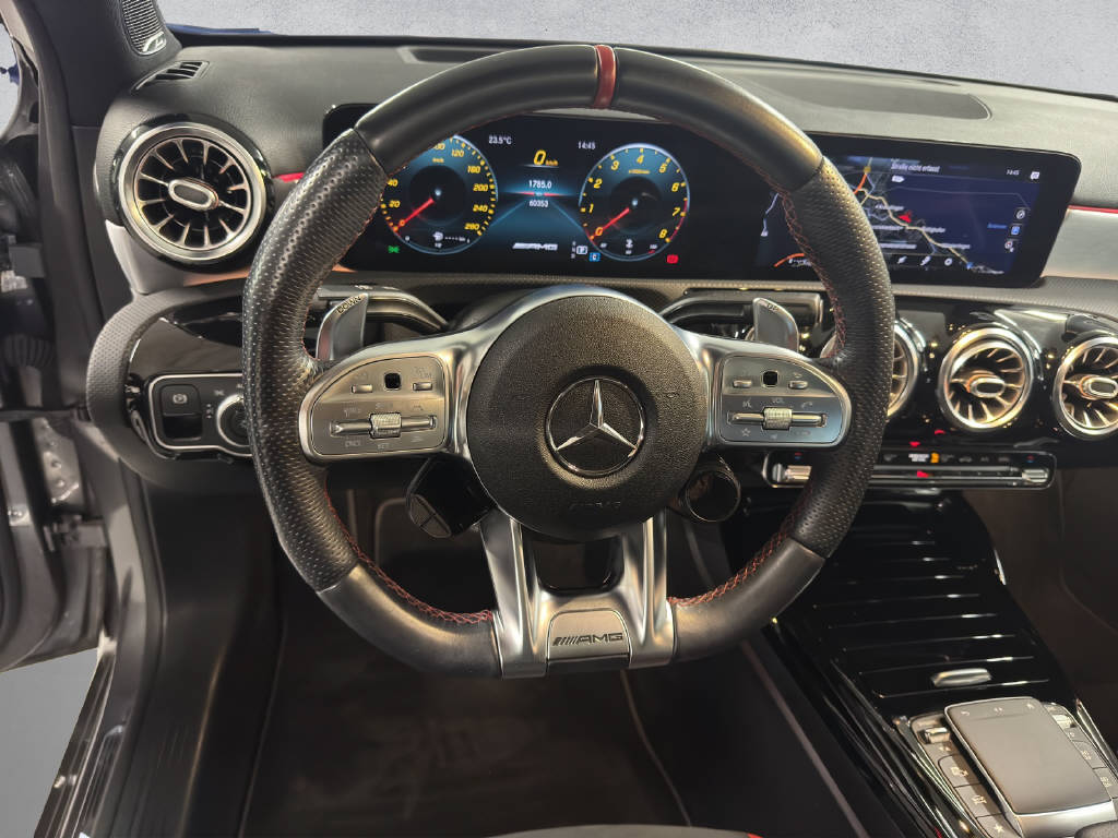 MERCEDES-BENZ A 35 AMG 4Matic-image-11