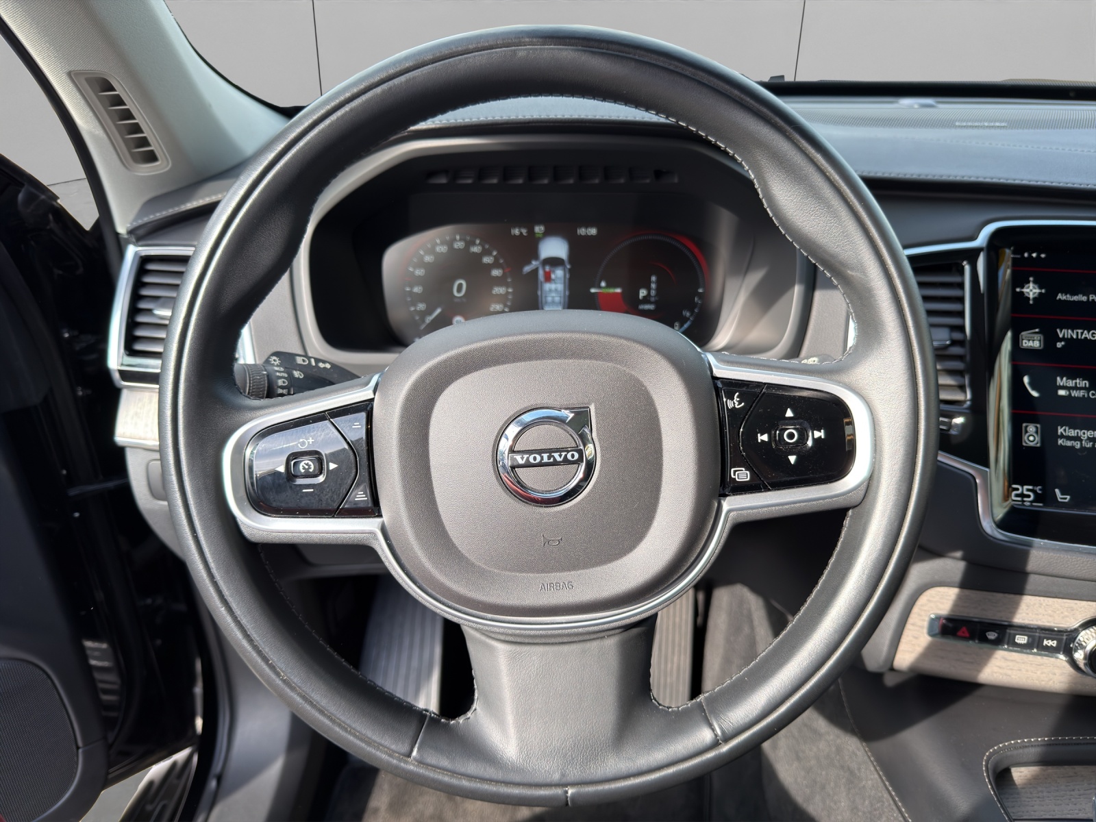 VOLVO XC90 2.0 T8 TE Inscription 7P. eAWD-image-10