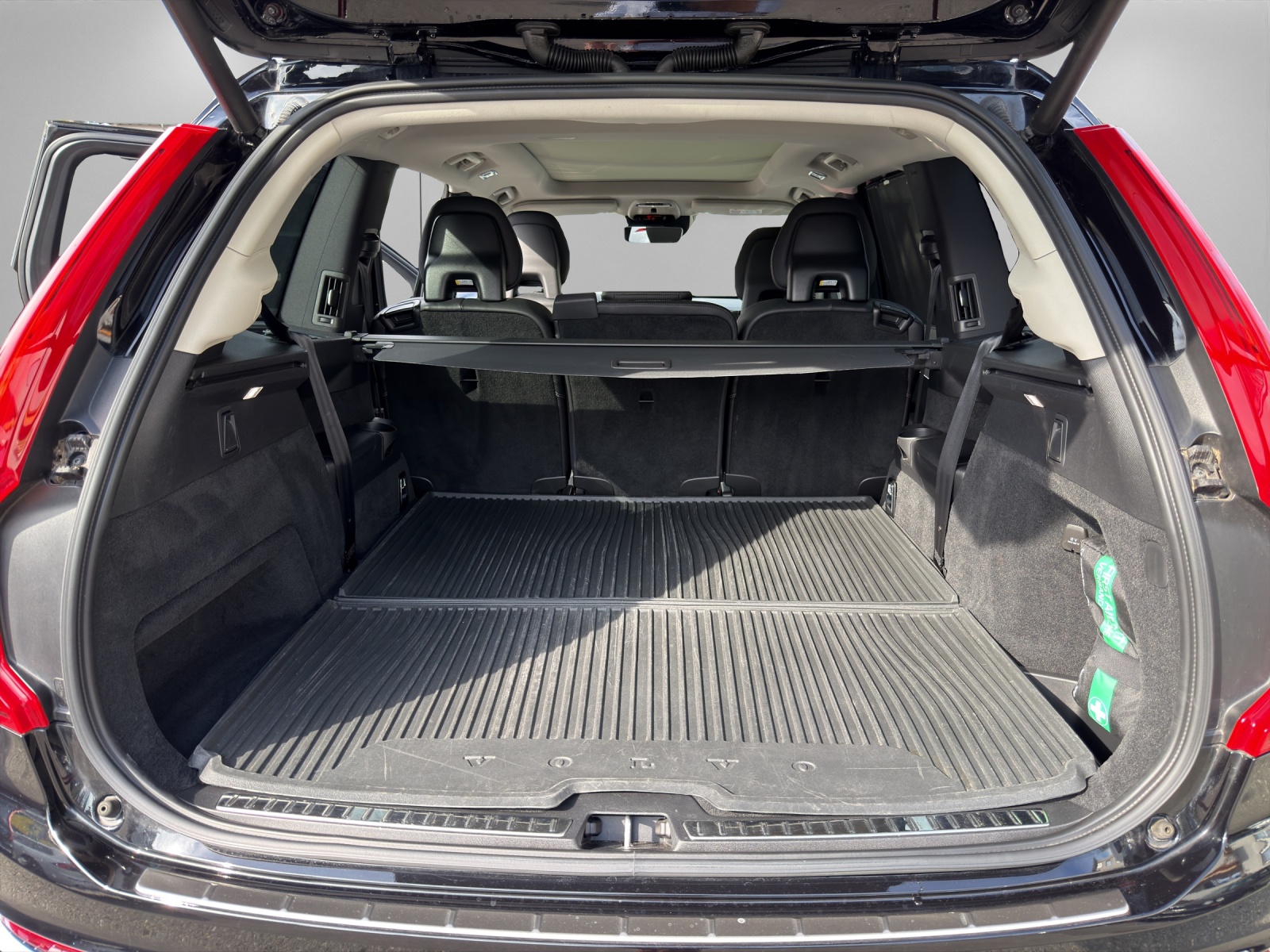 VOLVO XC90 2.0 T8 TE Inscription 7P. eAWD-image-5