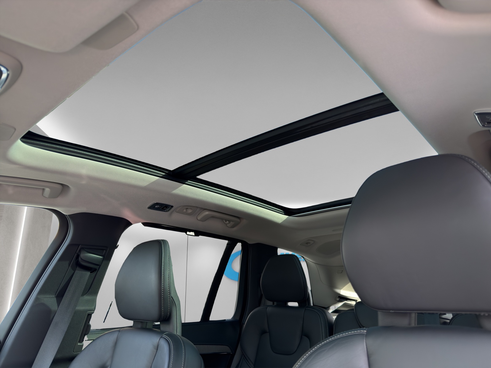 VOLVO XC90 2.0 T8 TE Inscription 7P. eAWD-image-14