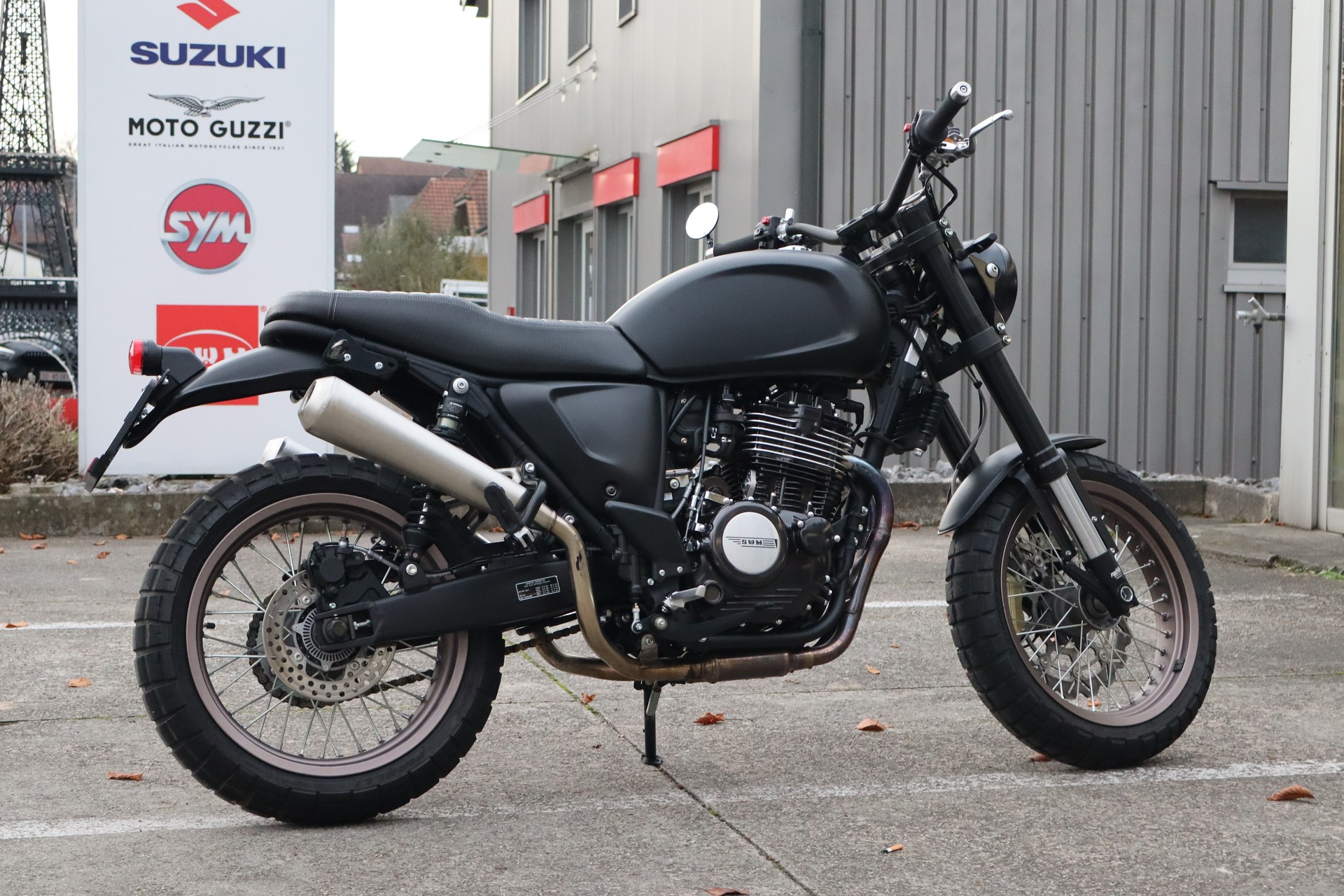 SWM Gran Milano Ace of Spades ABS-showroom-element-2