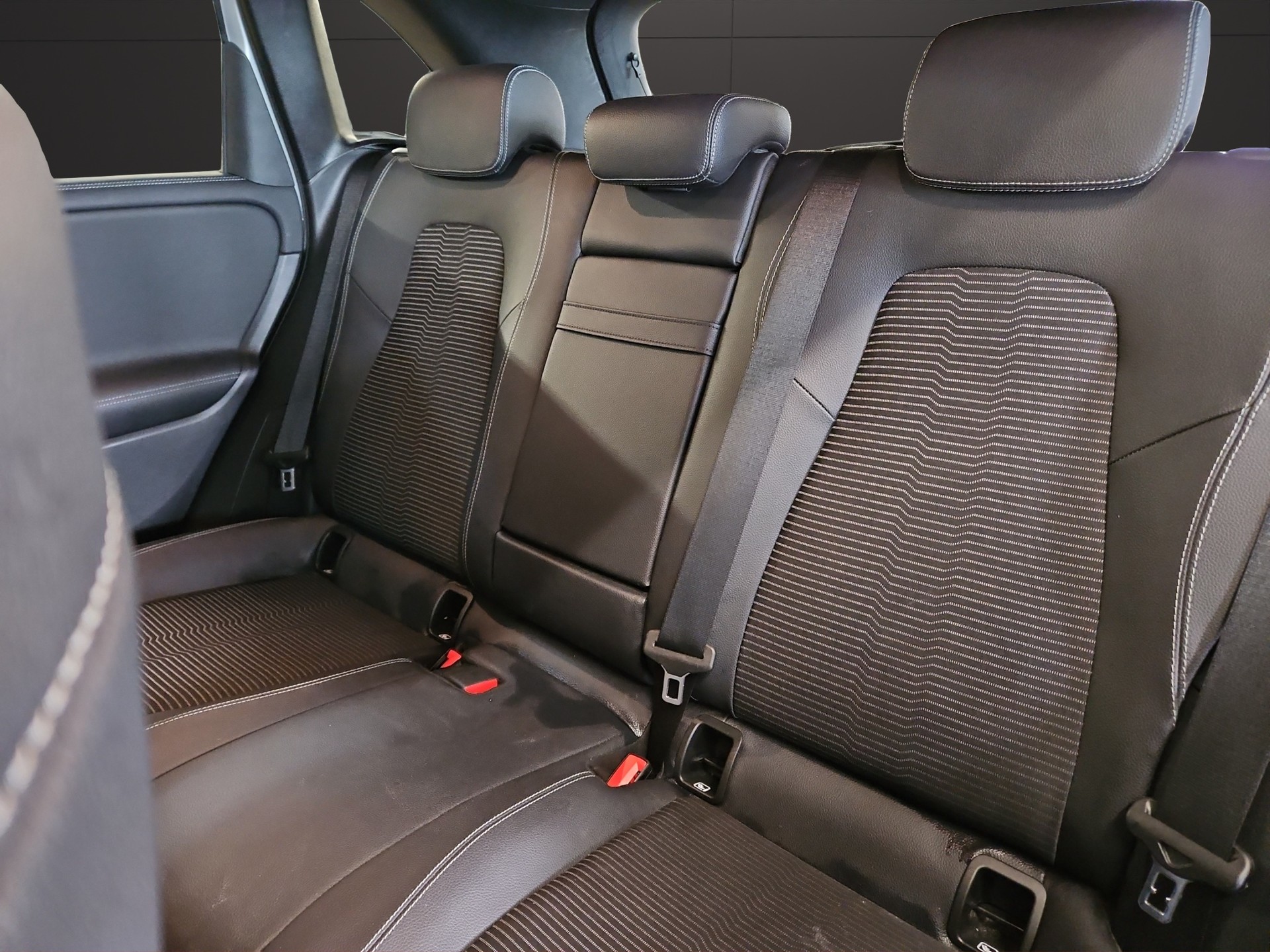 MERCEDES-BENZ B 180 d Progressive 7G-DCT-image-11