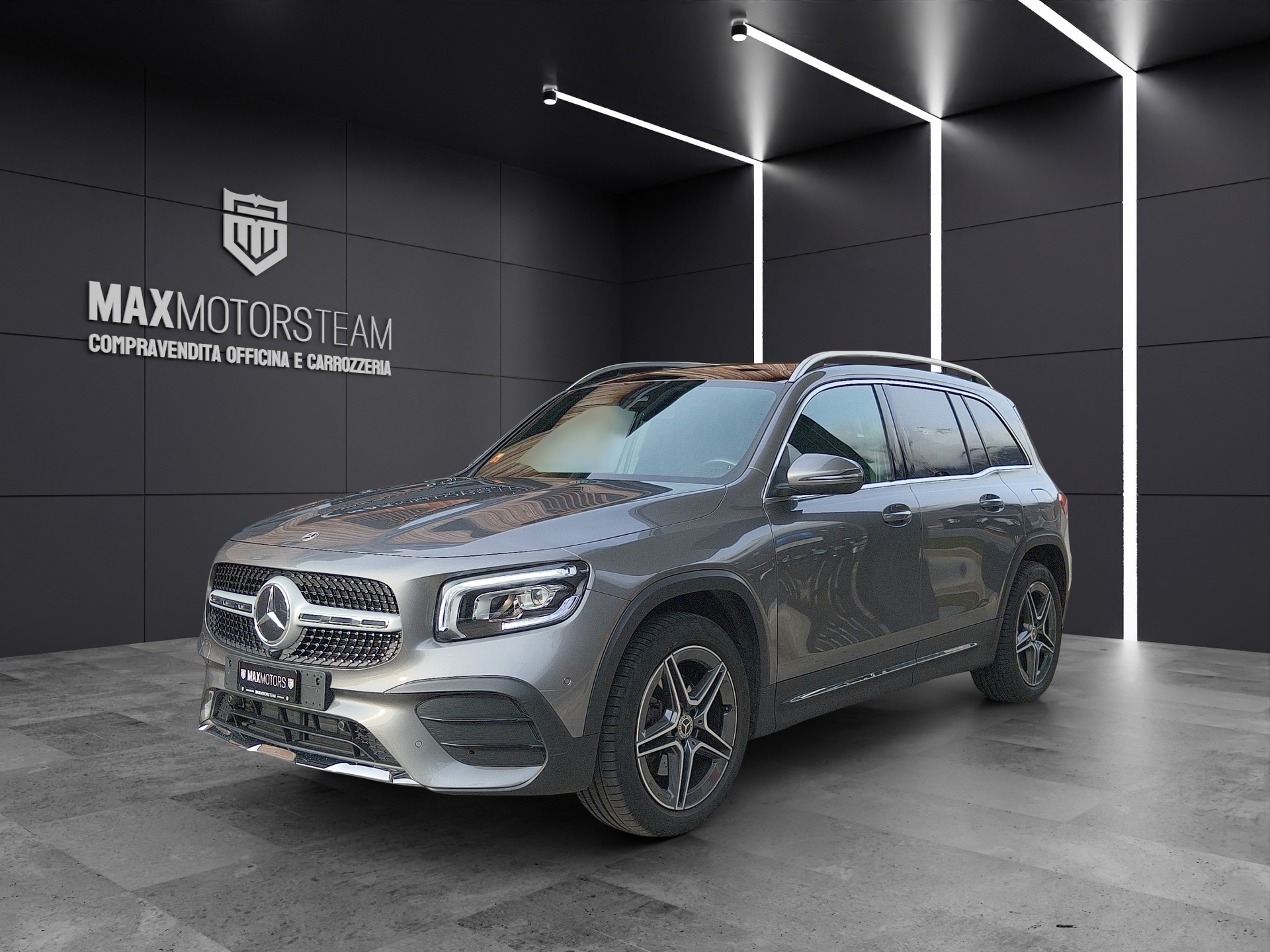 MERCEDES-BENZ GLB 200d AMG 7 POSTI