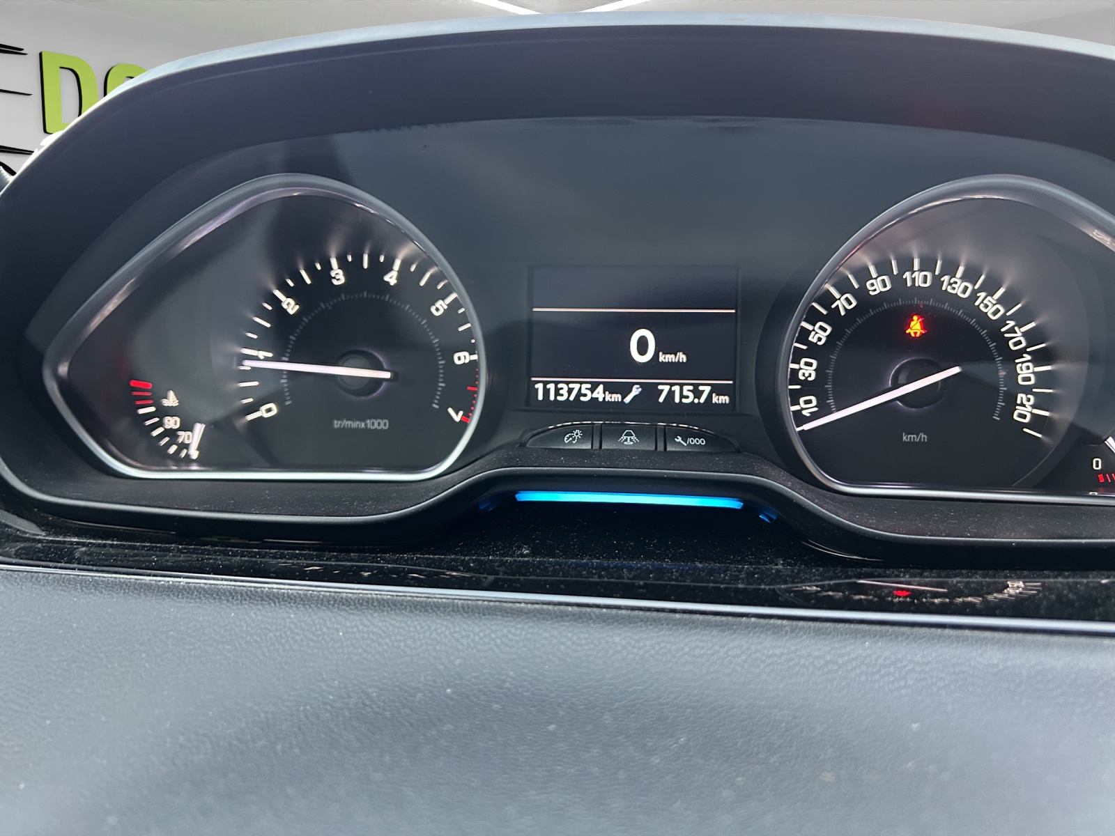 PEUGEOT 208 1.2 VTI Active-image-20