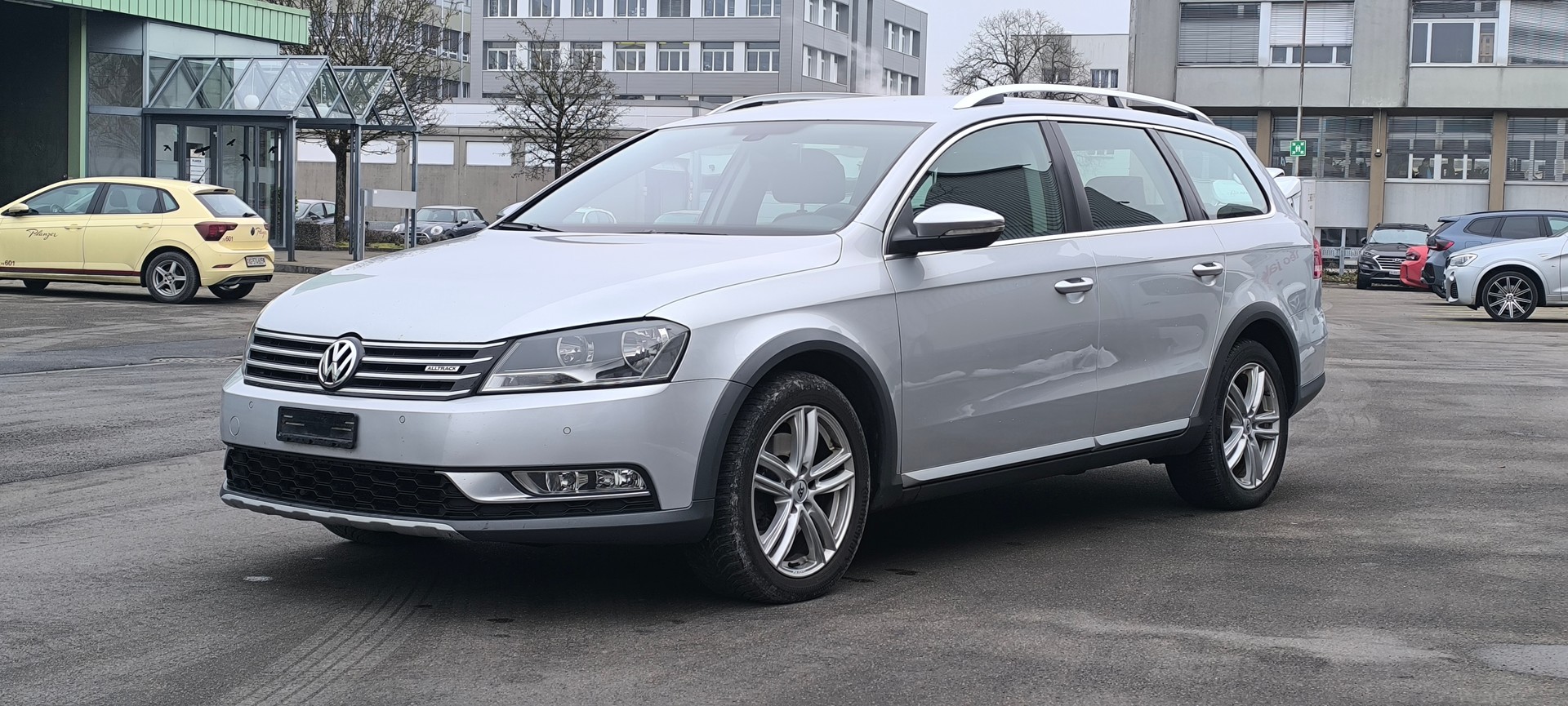 VW Passat Alltrack 2.0 TSI 4Motion DSG-image-6