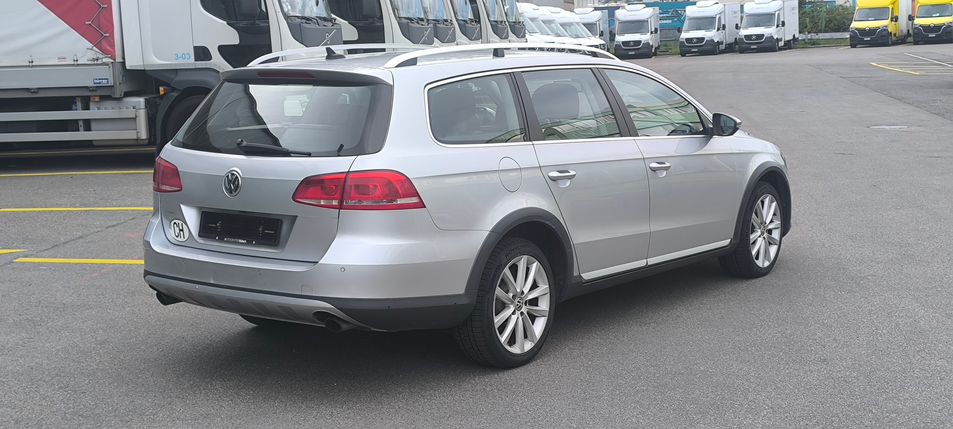 VW Passat Alltrack 2.0 TSI 4Motion DSG-image-7