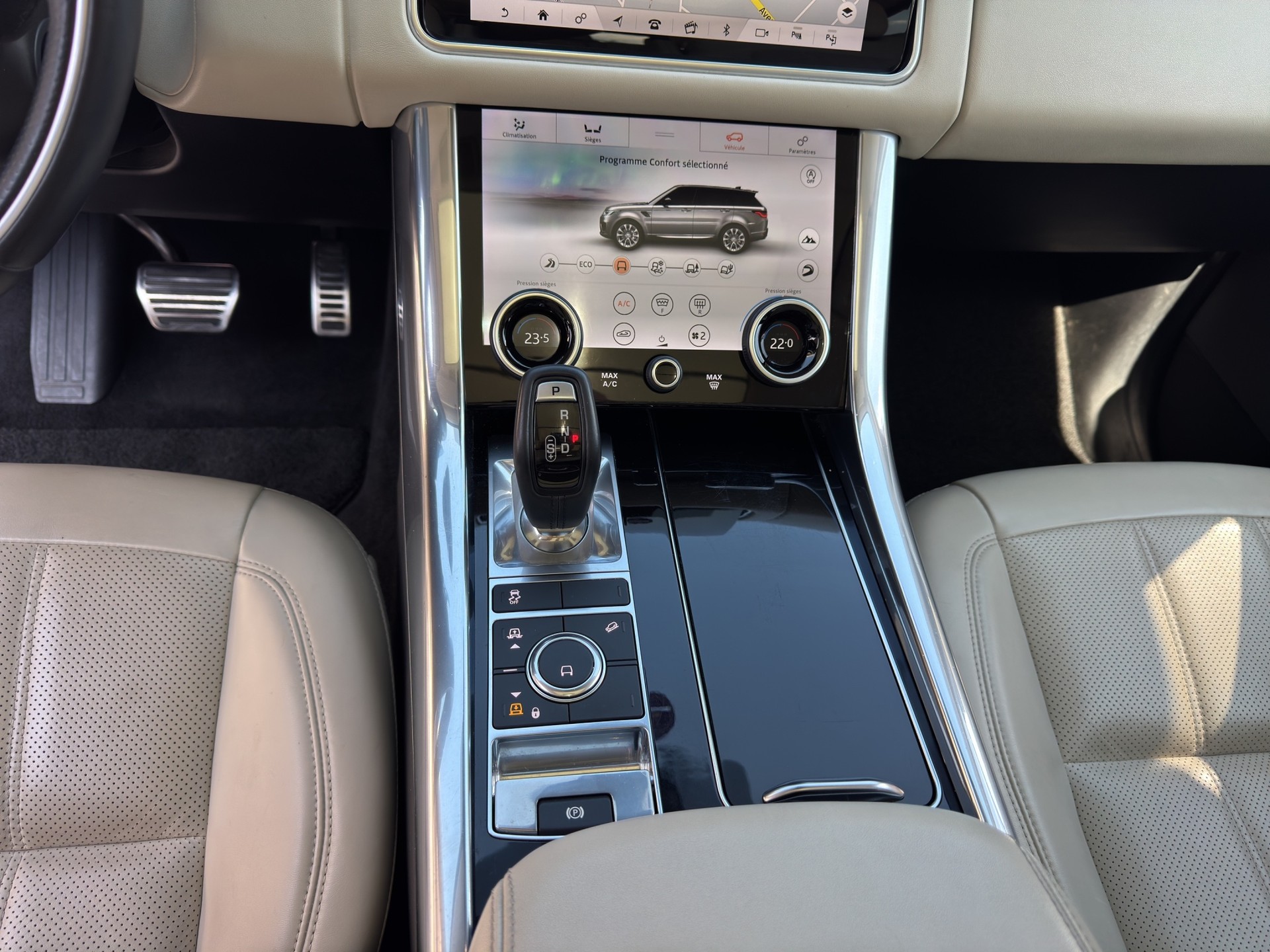 LAND ROVER Range Rover Sport P400 3.0 I6 MHEV HSE Dynamic Automatic-image-13