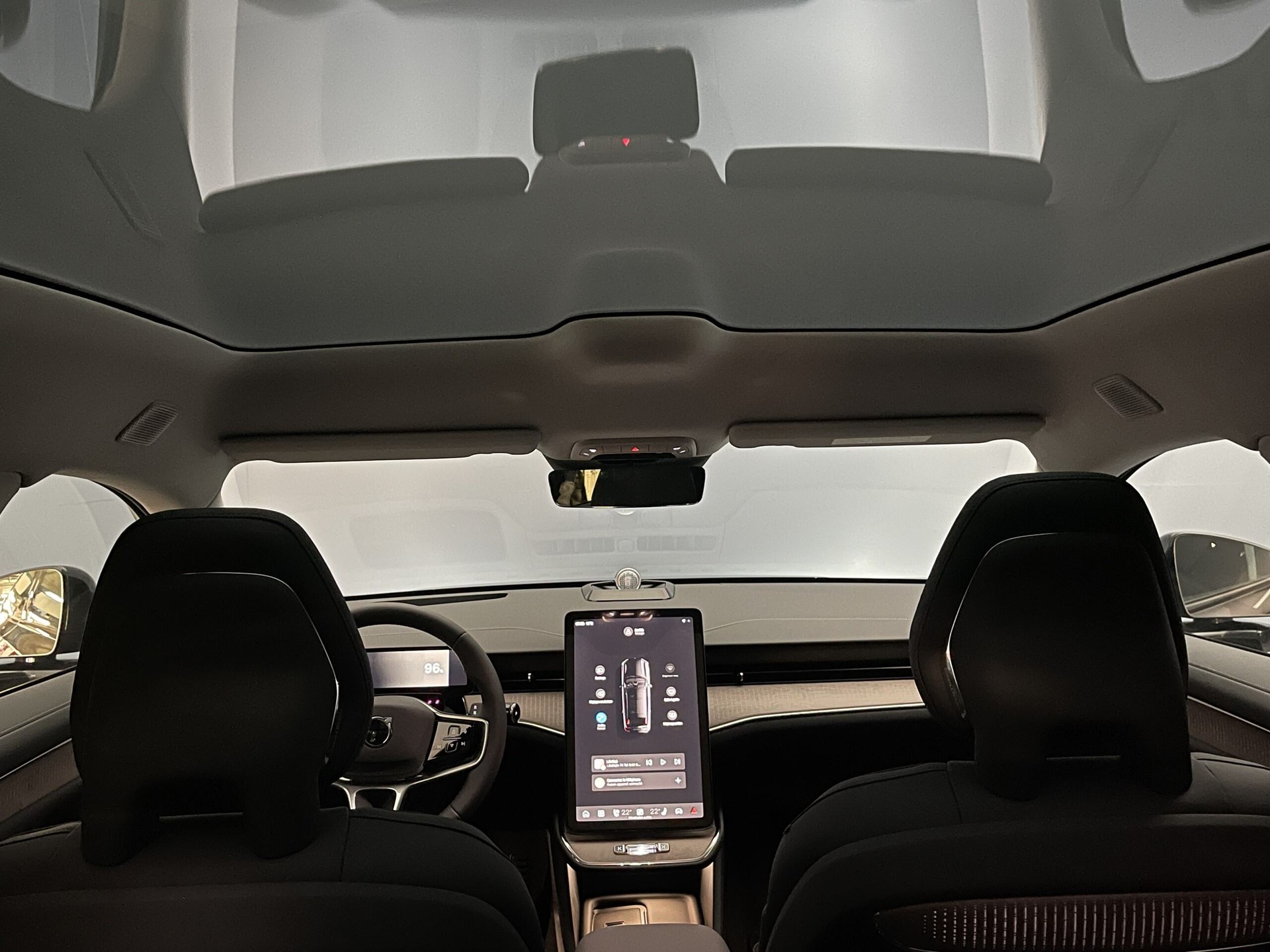 VOLVO ES90 Single Motor Extended Range Ultra-image-14