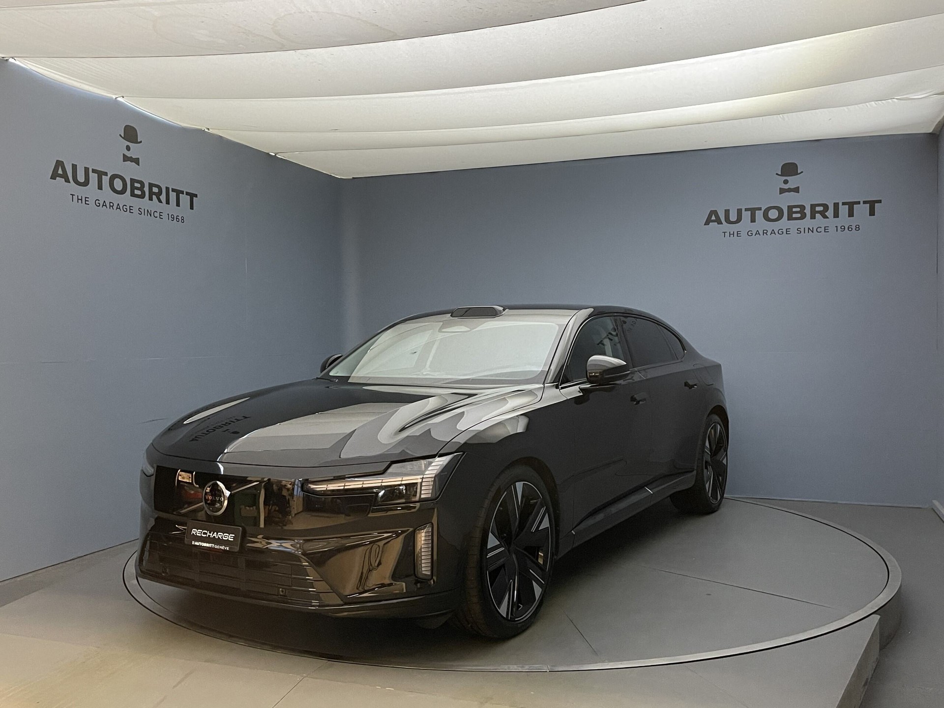 VOLVO ES90 Single Motor Extended Range Ultra-image-0