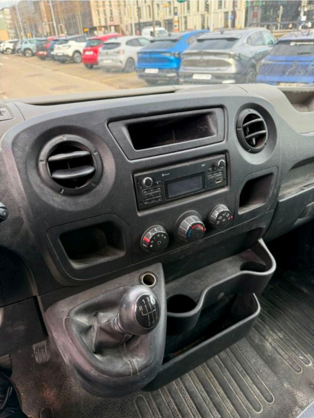 RENAULT Master T33 2.3dCi L2H2-image-2