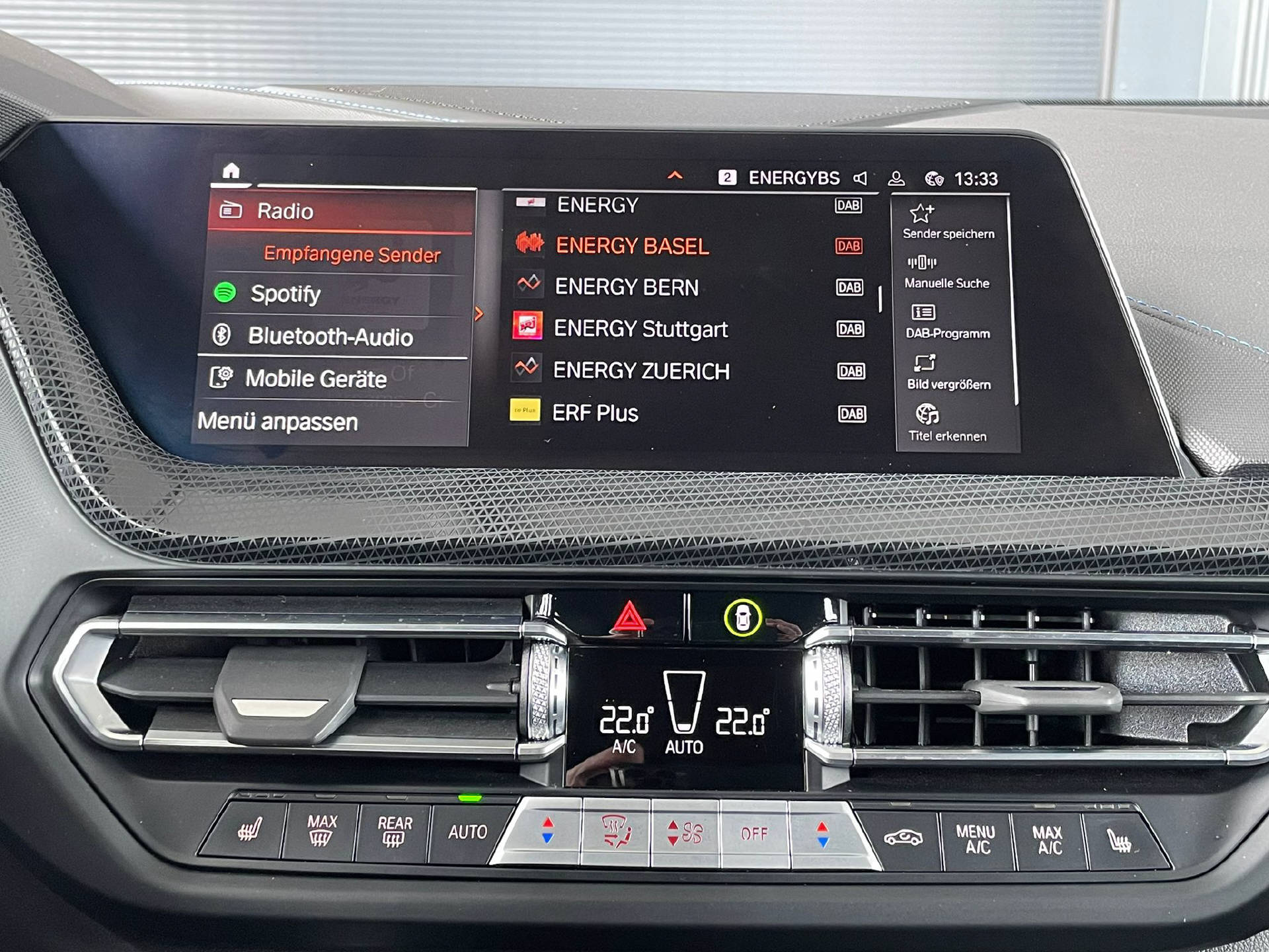 BMW 218i Gran Coupé-image-13