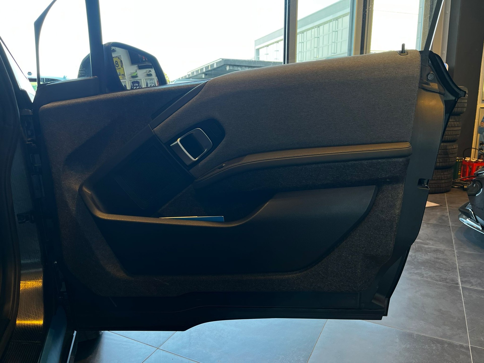 BMW i3s (120Ah) Fleet Edition-image-21