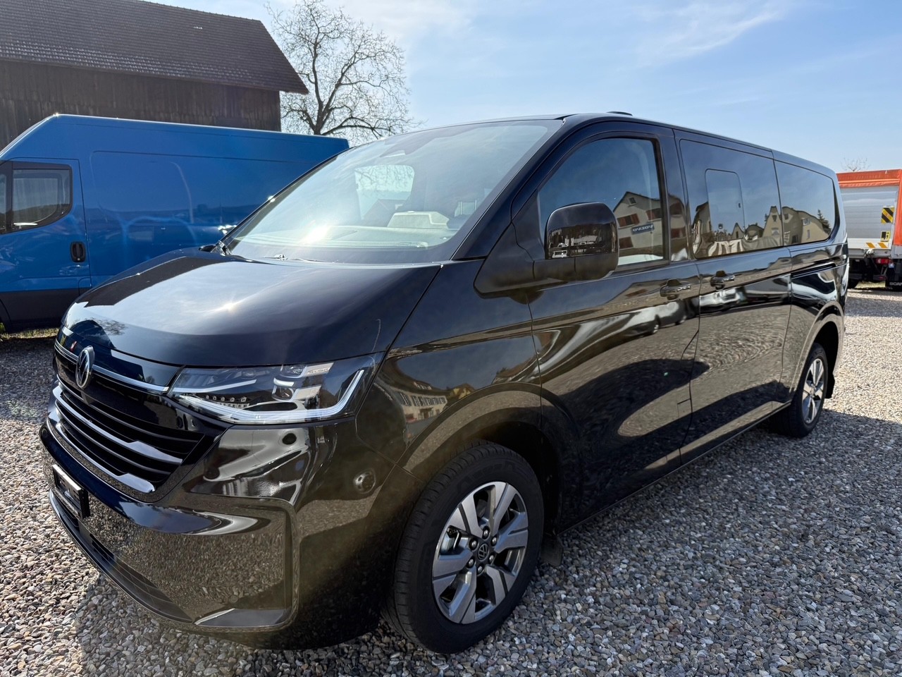VW Caravelle 2.0 TDI Style LWB 4 Motion Aut 8-image-3