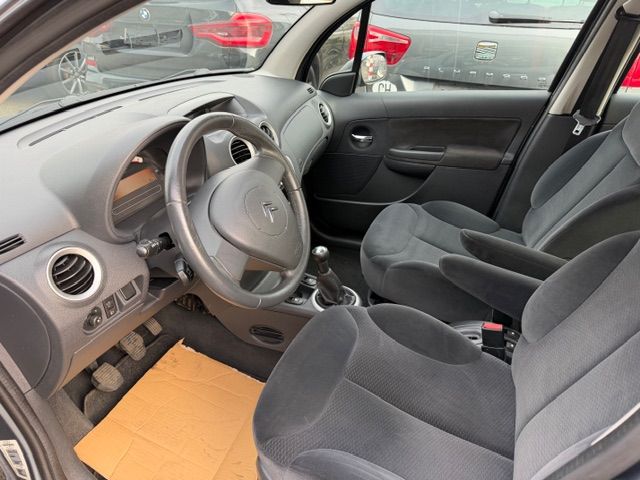 CITROEN C3 1.4i 16V Exclusive Sensodrive-image-9