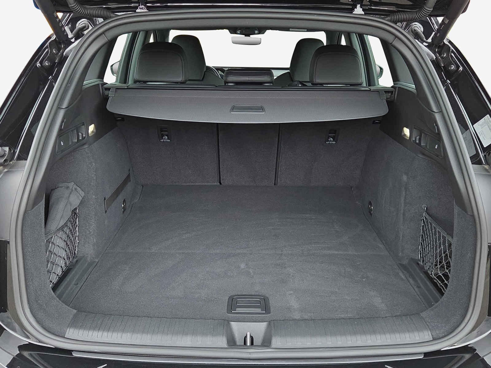 AUDI Q6 e-tron quattro-image-13