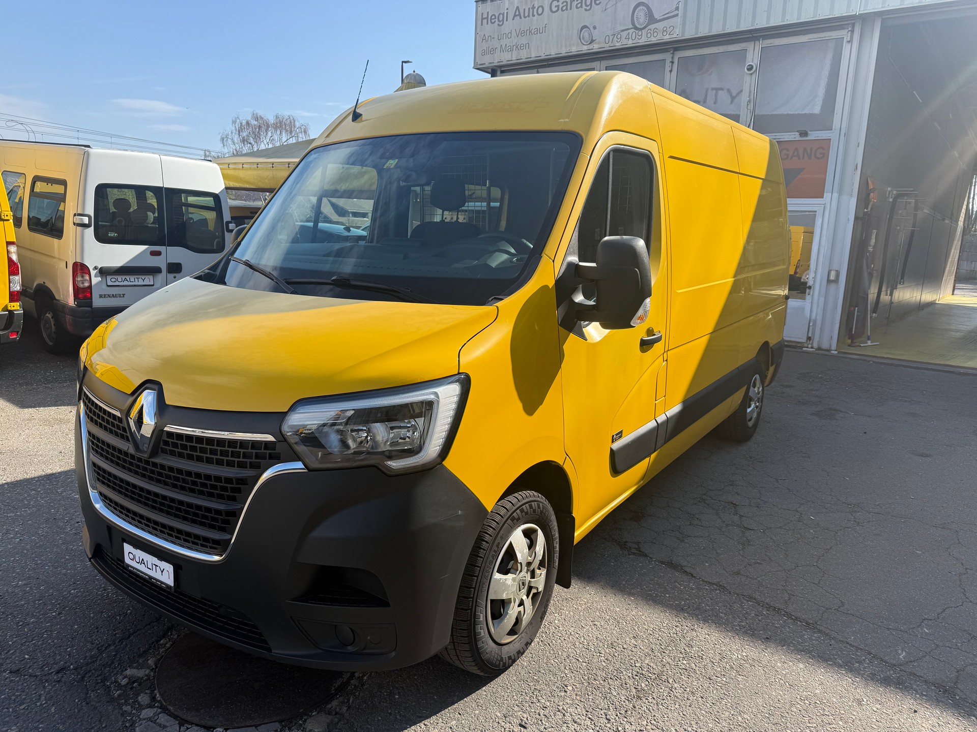 RENAULT Master T35 ENERGY 2.3dCi 150 L2H2-image-1