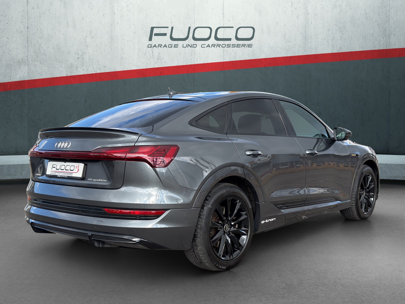 AUDI e-tron 55 Sportback S Line quattro-image-2