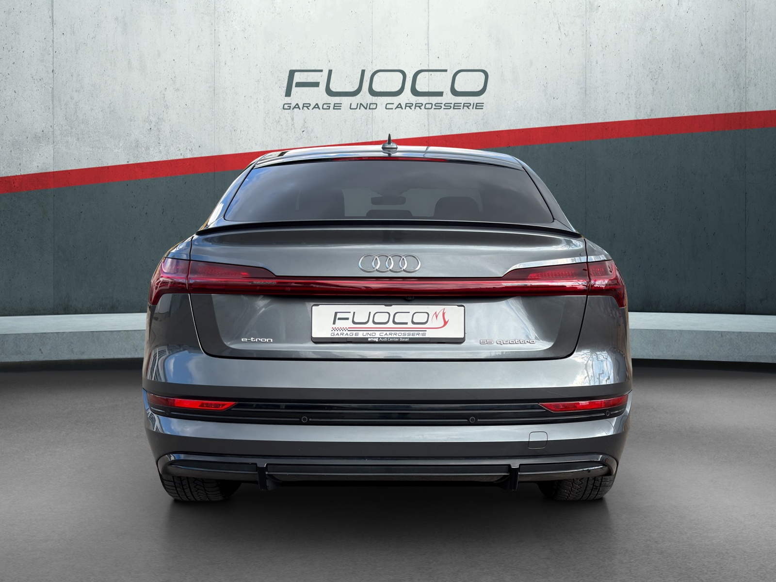 AUDI e-tron 55 Sportback S Line quattro-image-3