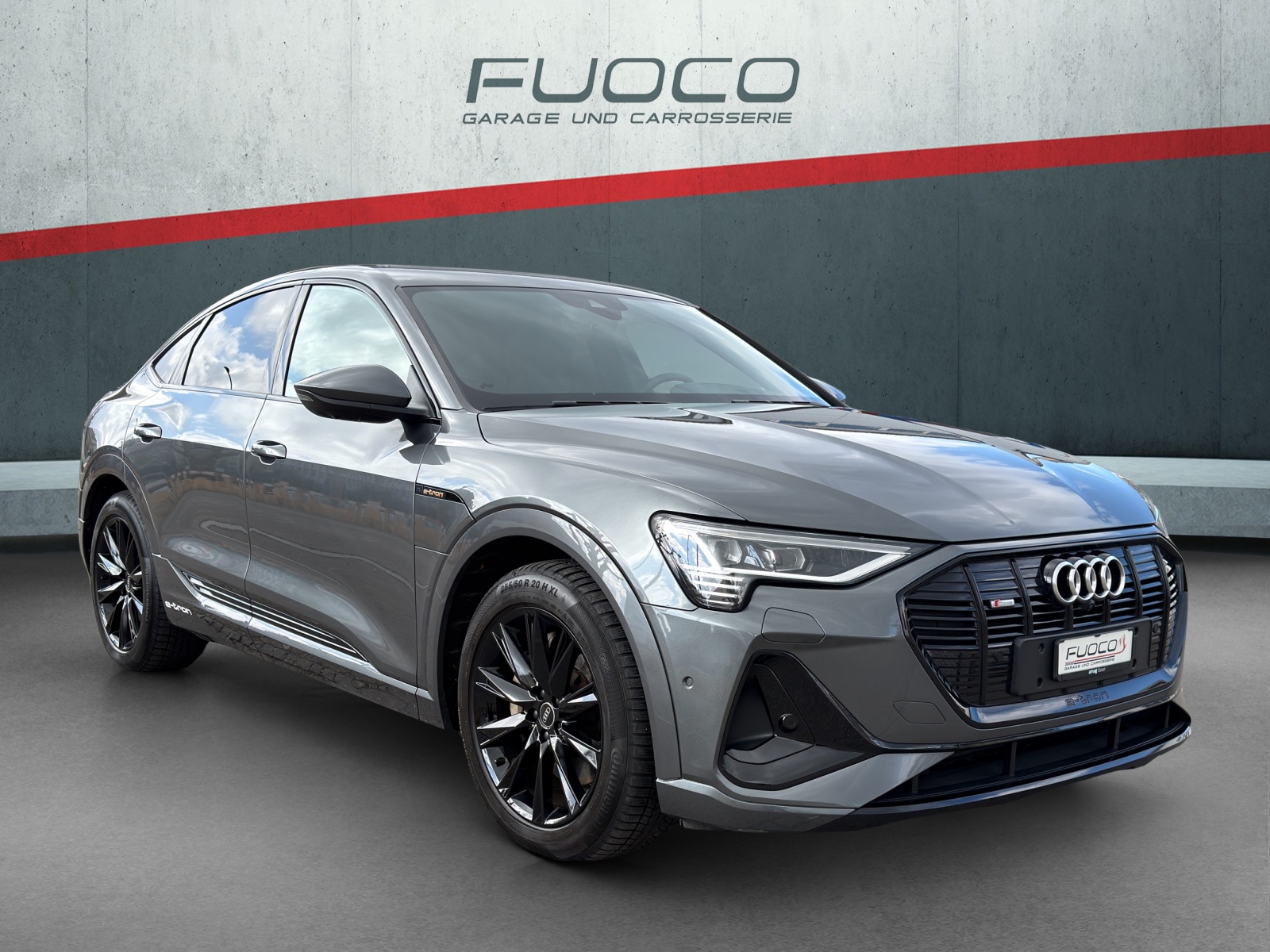 AUDI e-tron 55 Sportback S Line quattro-image-0