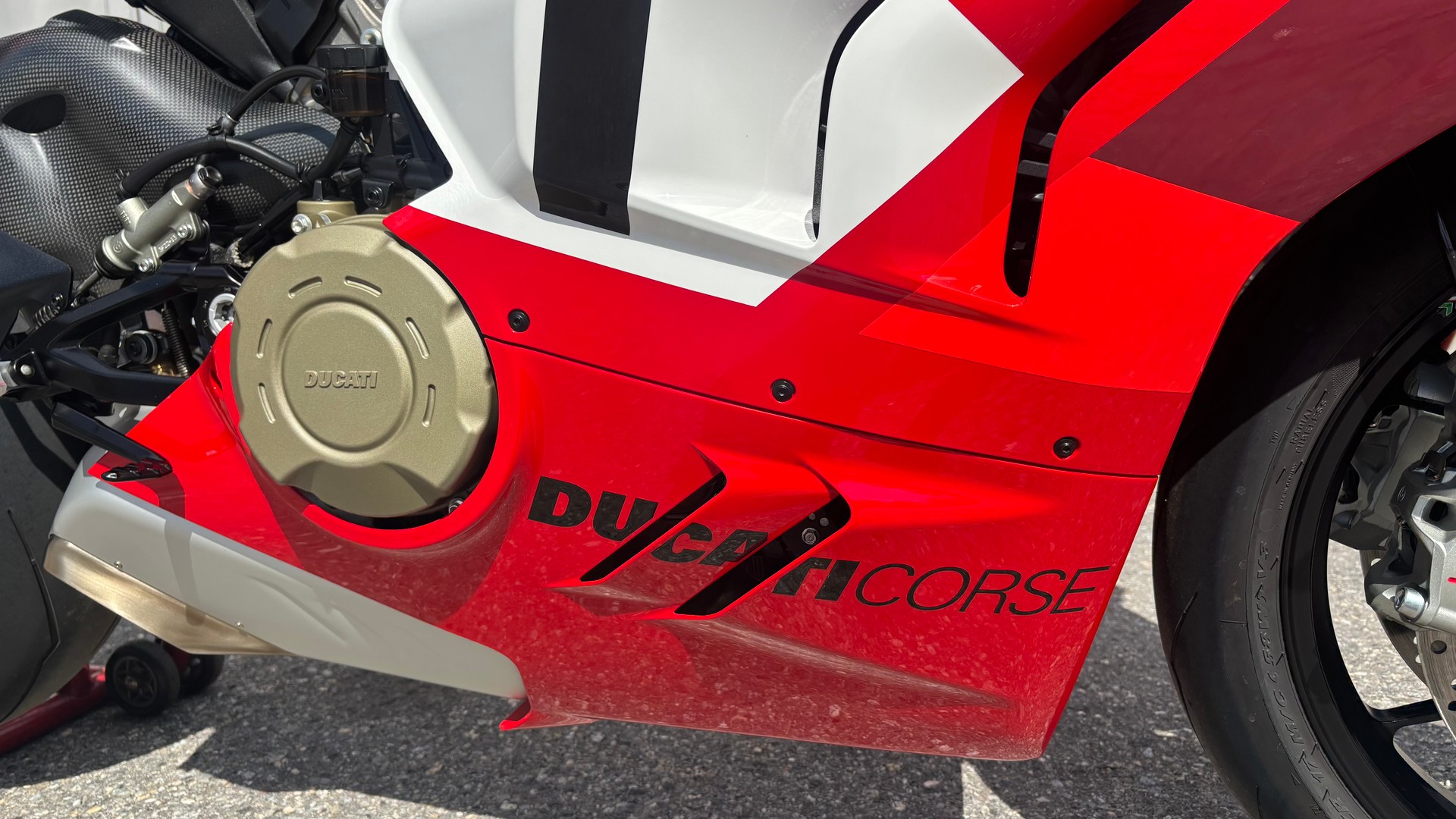 DUCATI Panigale V4 R-image-11