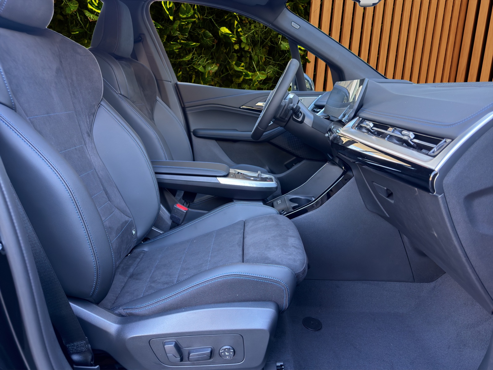 BMW 223i Active Tourer xDrive M Sport DKG-image-8