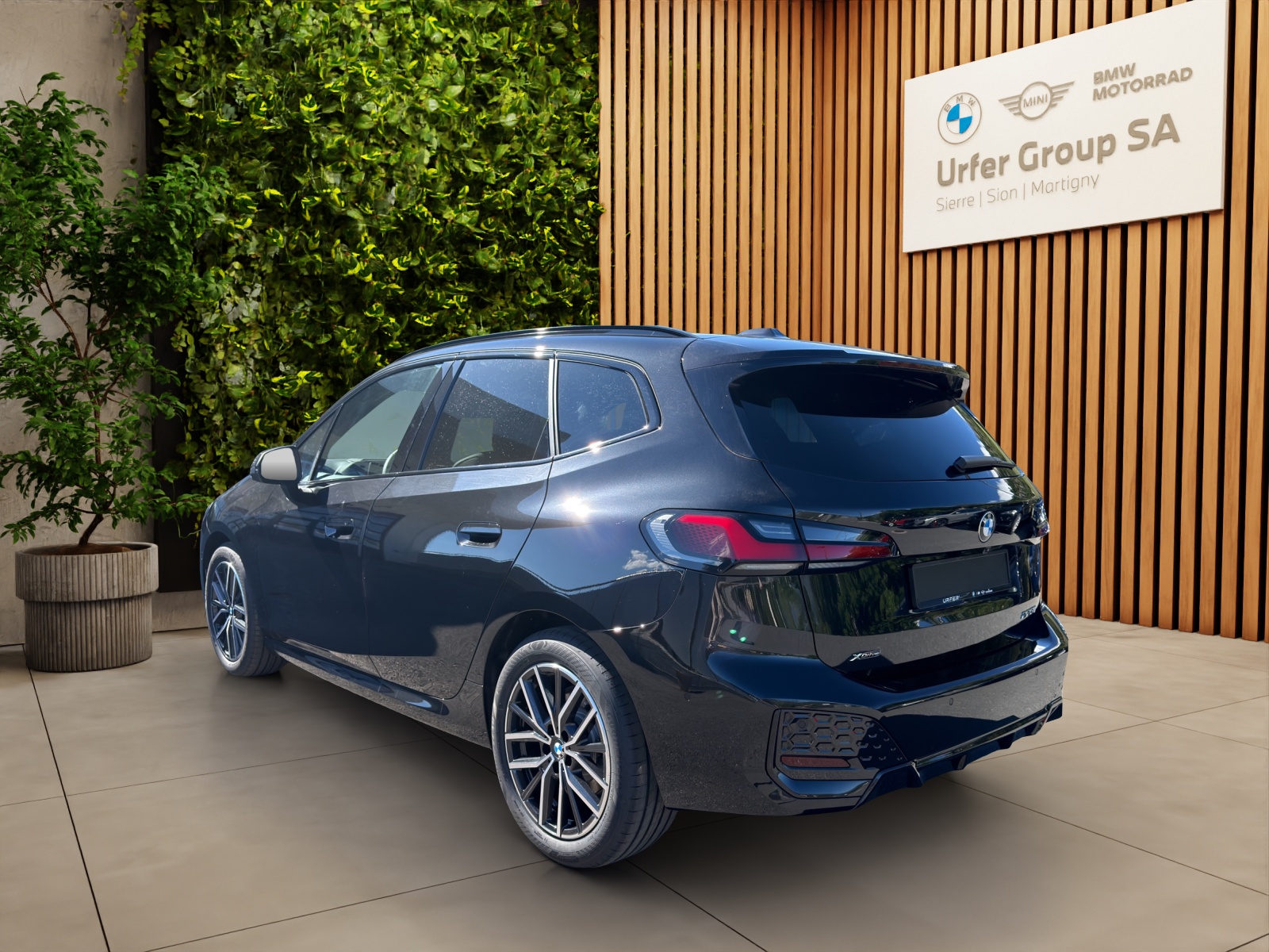 BMW 223i Active Tourer xDrive M Sport DKG-image-2