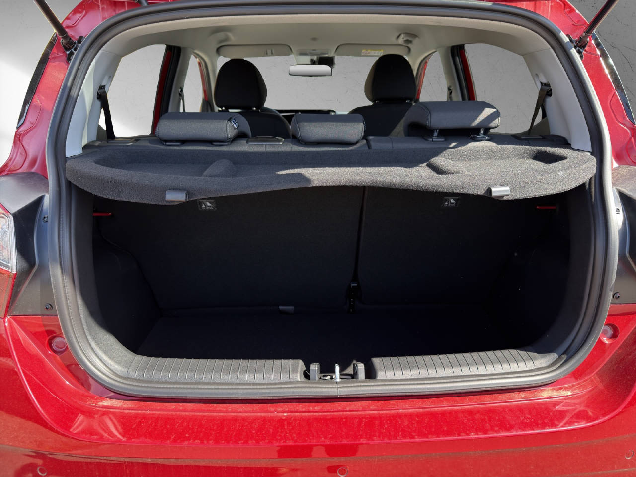 HYUNDAI i10 1.2 Amplia MY25-image-11