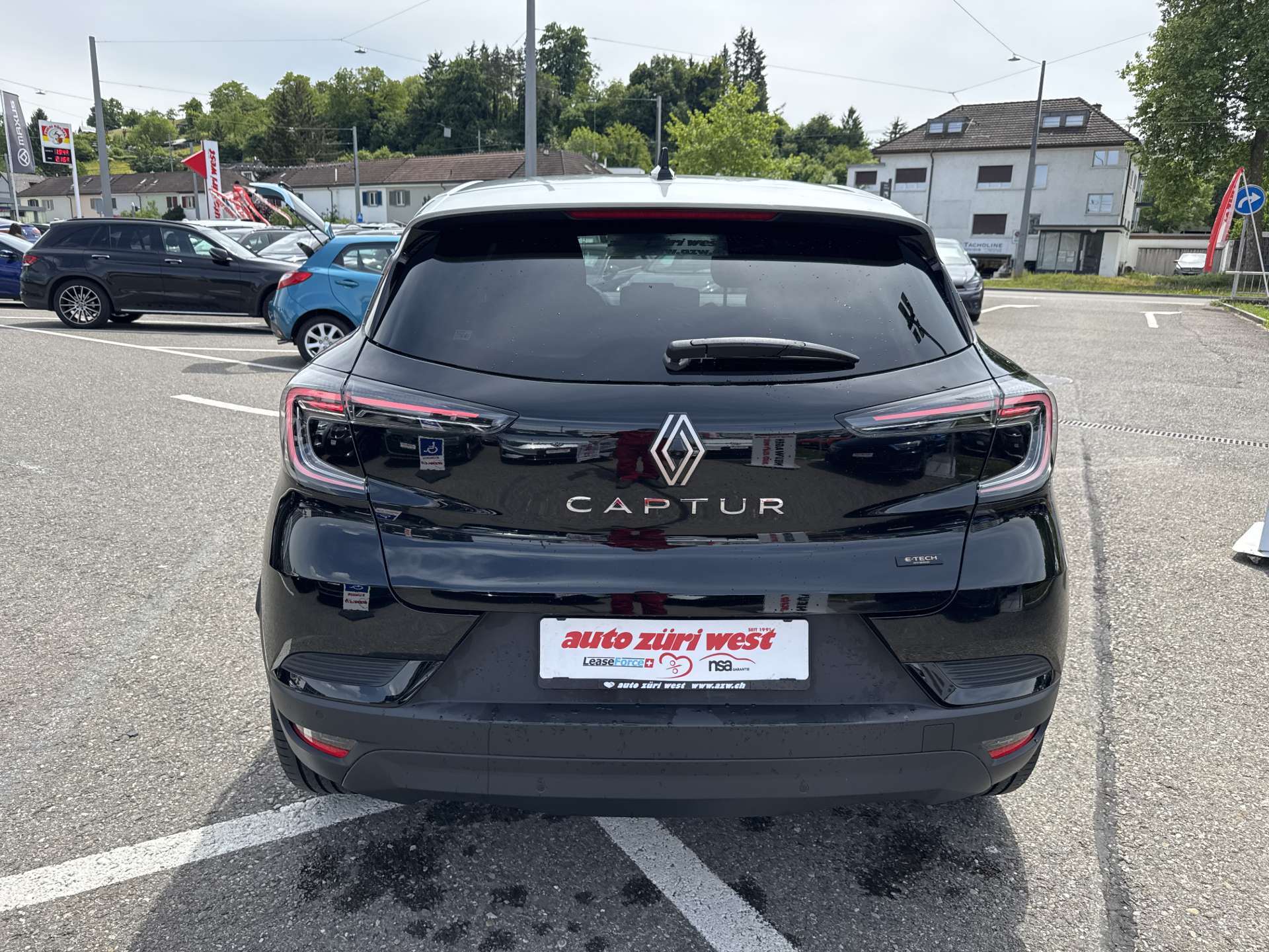 RENAULT Captur 1.8 E-Tech 160 Techno DHT-Automat-image-14