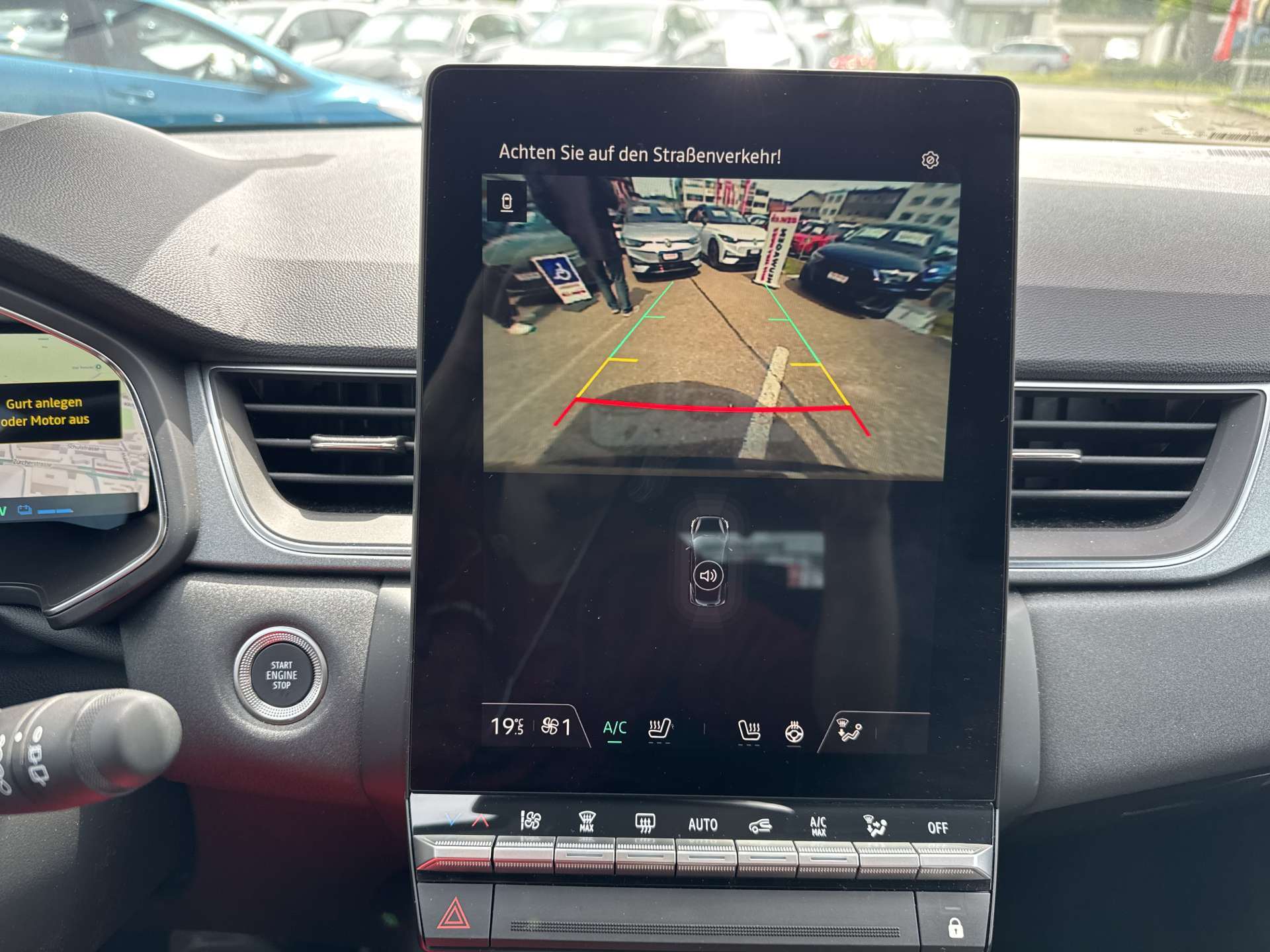 RENAULT Captur 1.8 E-Tech 160 Techno DHT-Automat-image-9